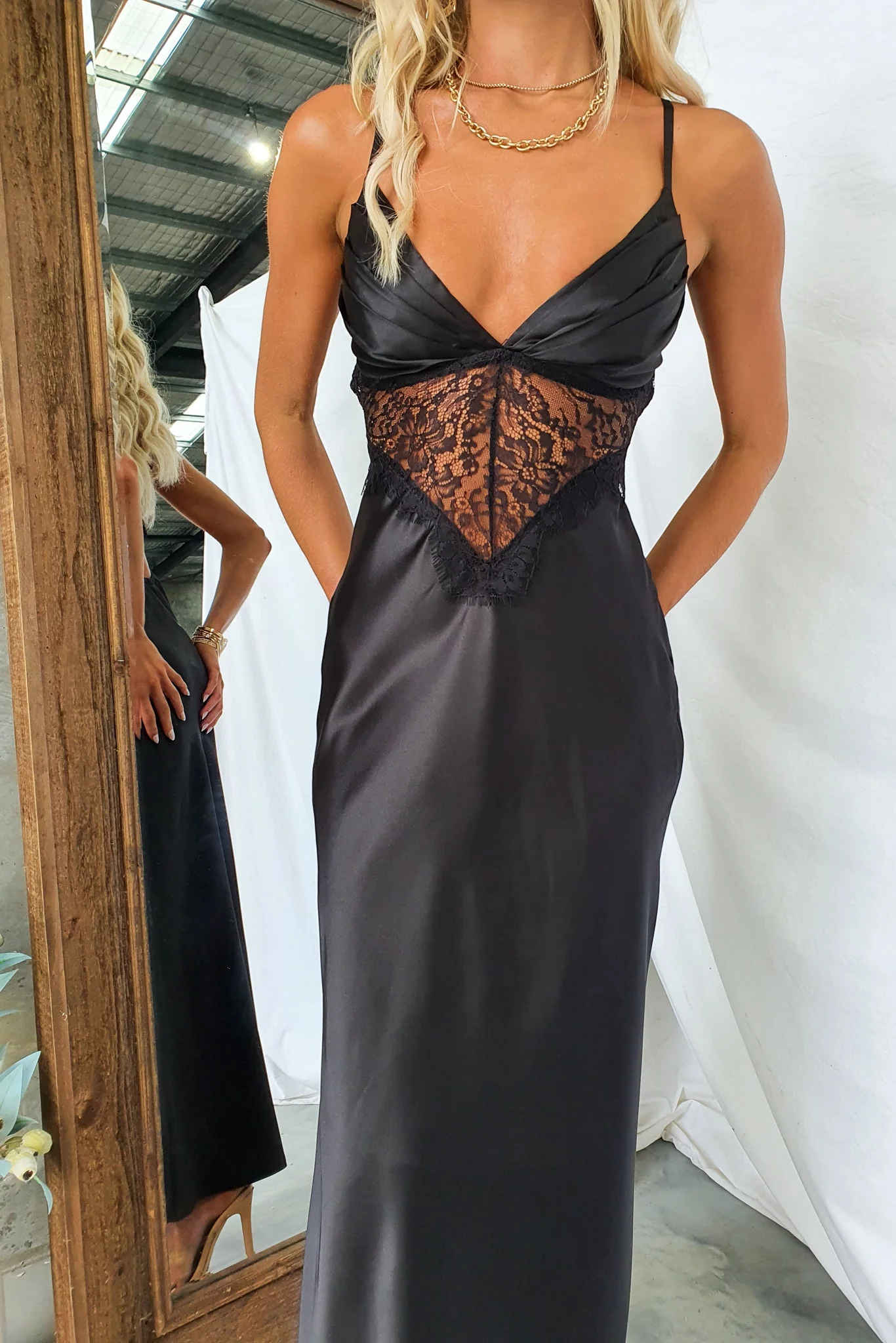 Amori Maxi Dress - Image 2