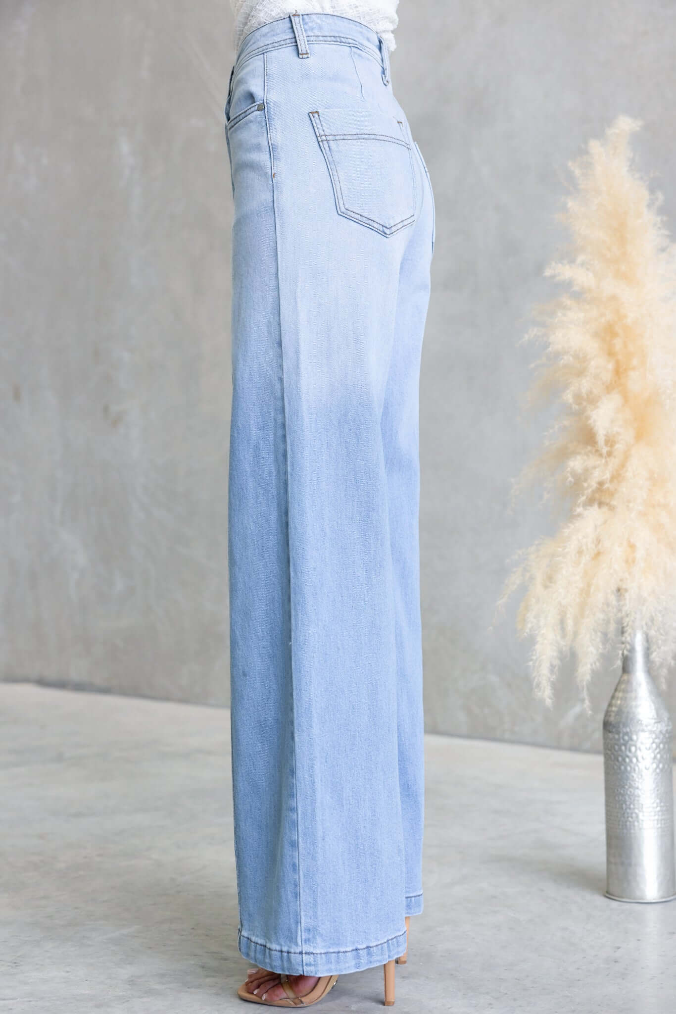Angus Jeans - Image 5