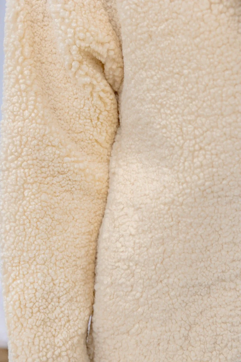 Annie Teddy Coat - Image 5