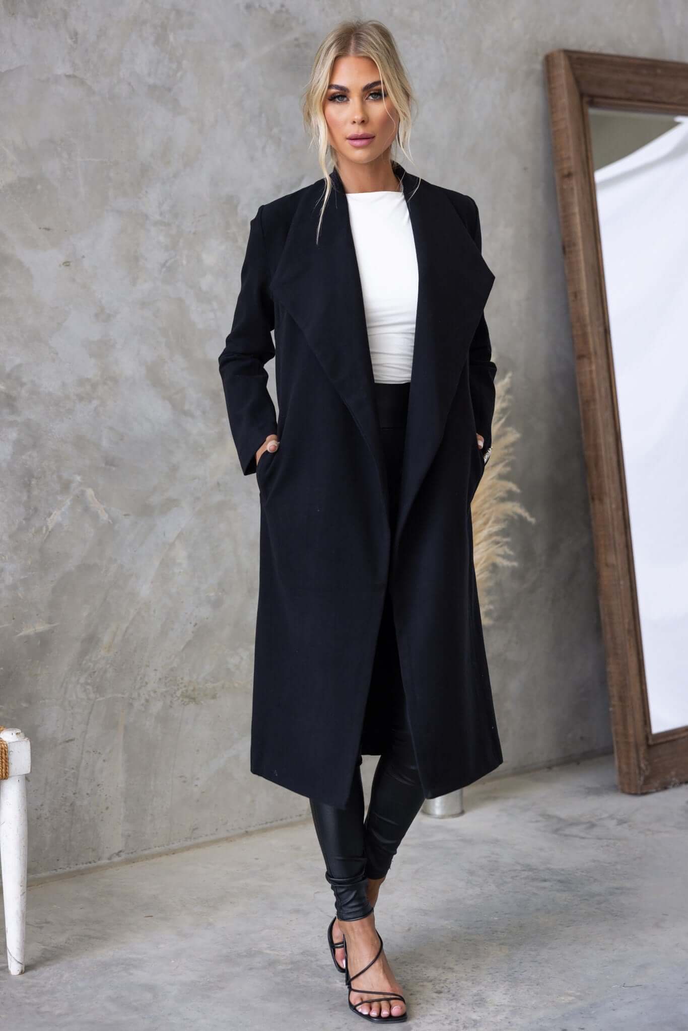 Aria Coat - Image 3