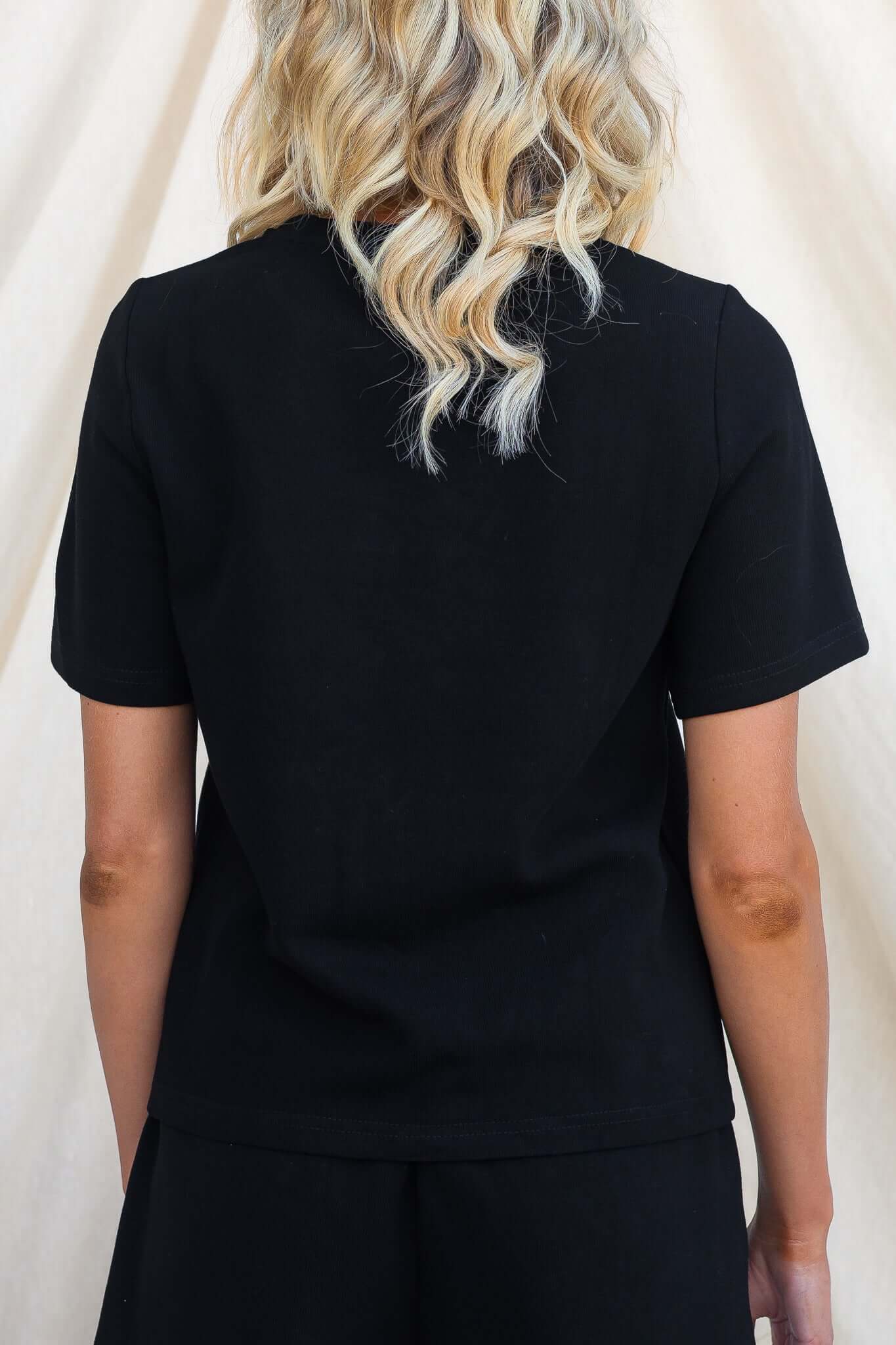 Avira Tee - Image 7
