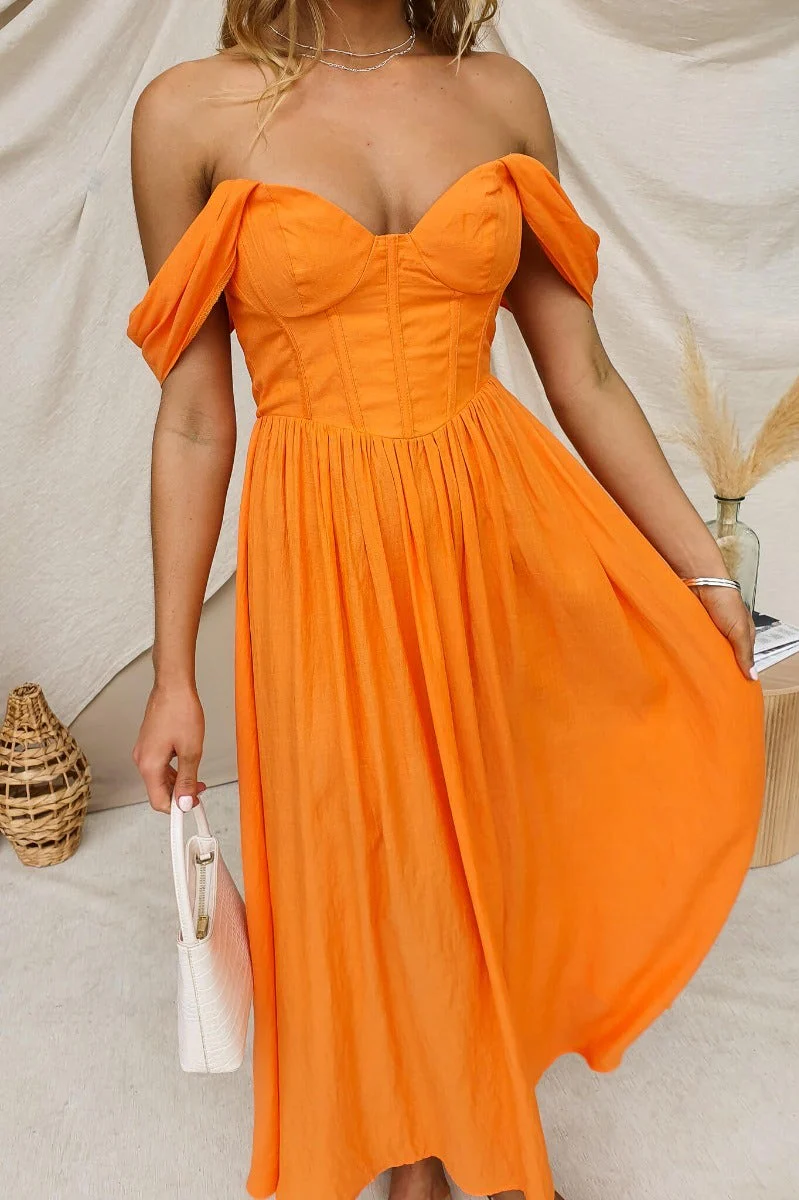 Binx Maxi Dress - Image 4