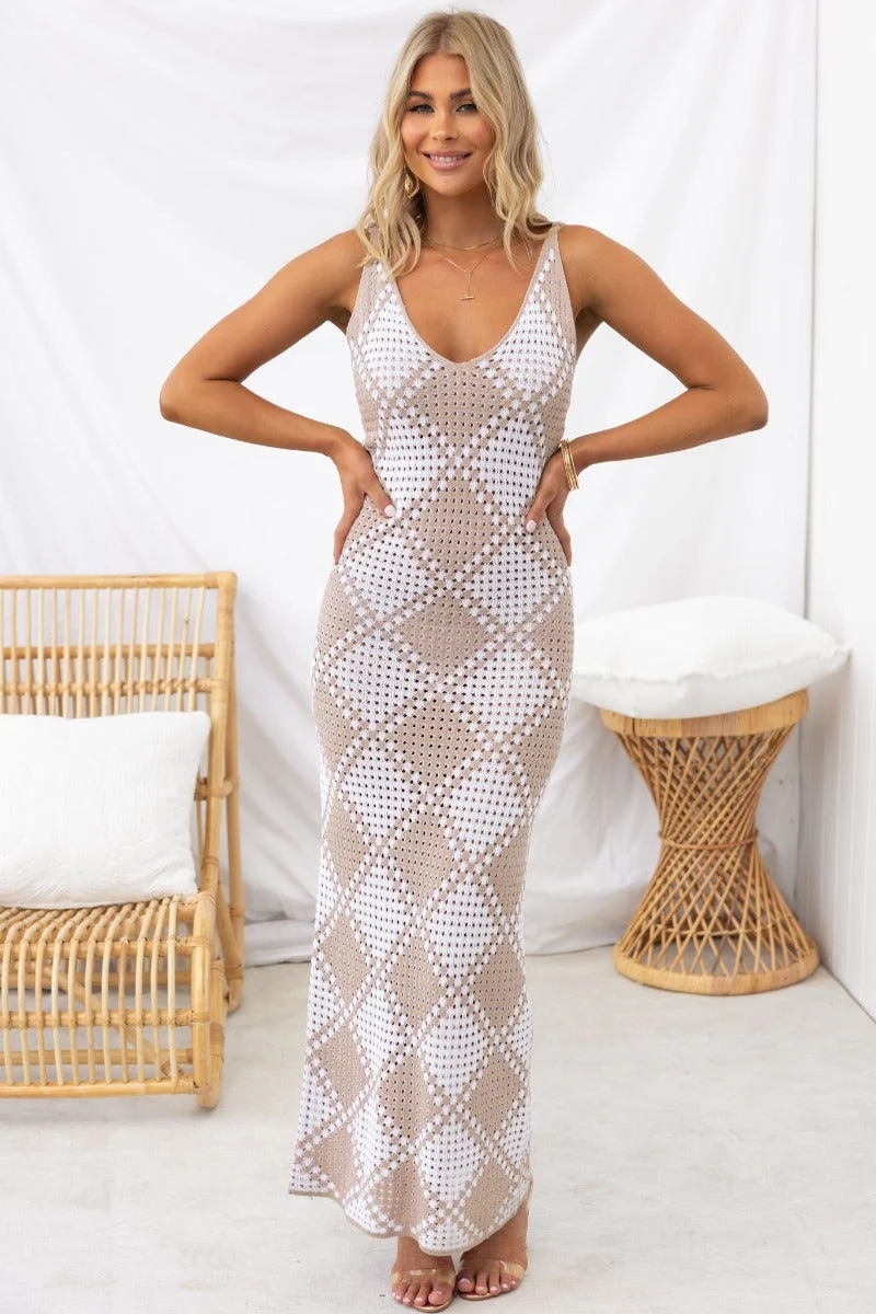 Birch Maxi Dress - Image 4