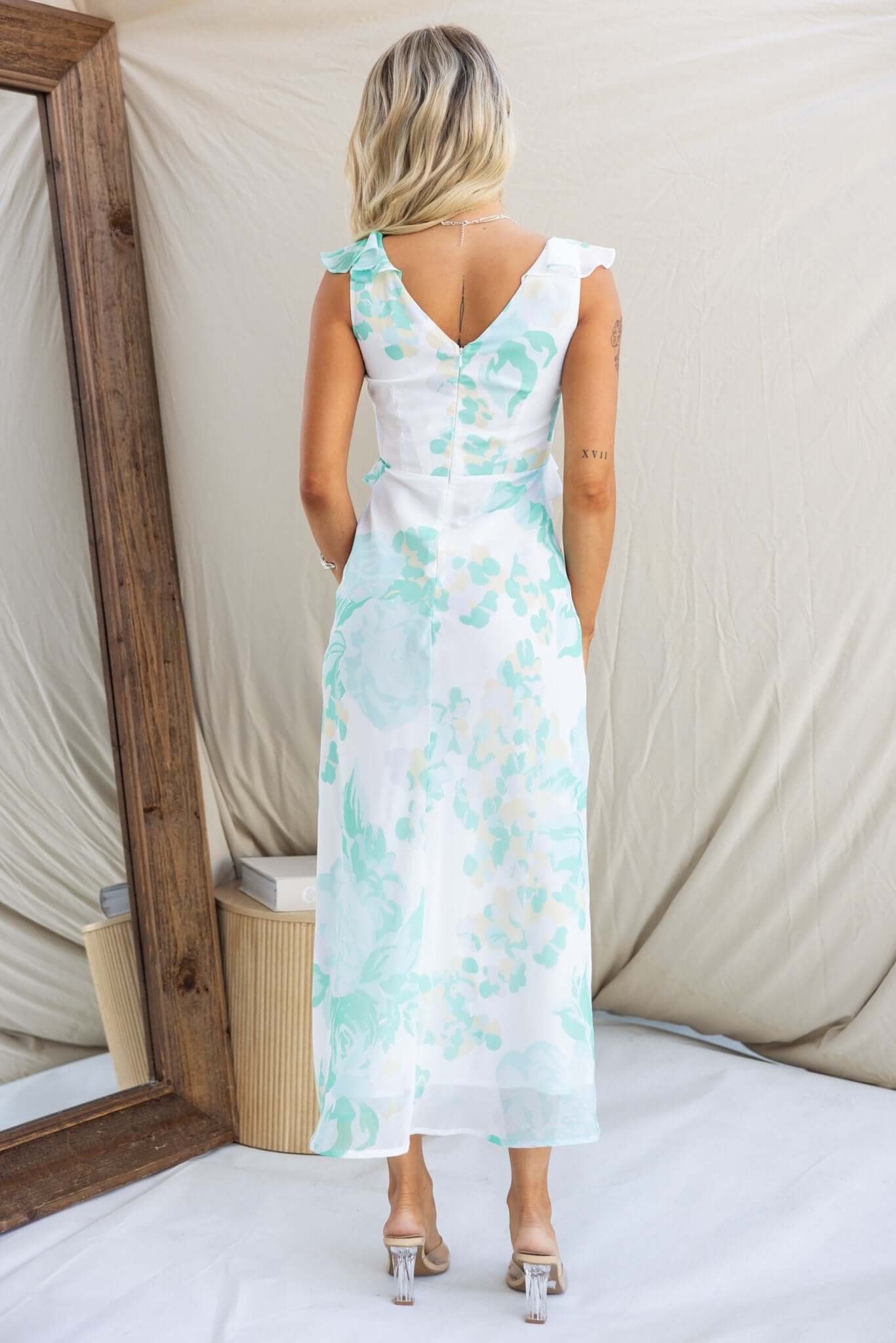 Bonnet Maxi Dress - Image 7