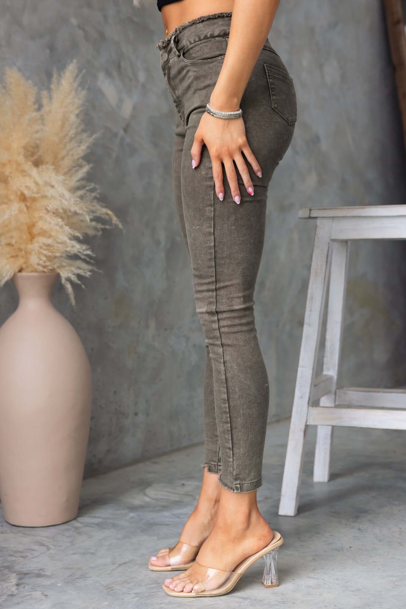 Cassander Jeans - Image 5
