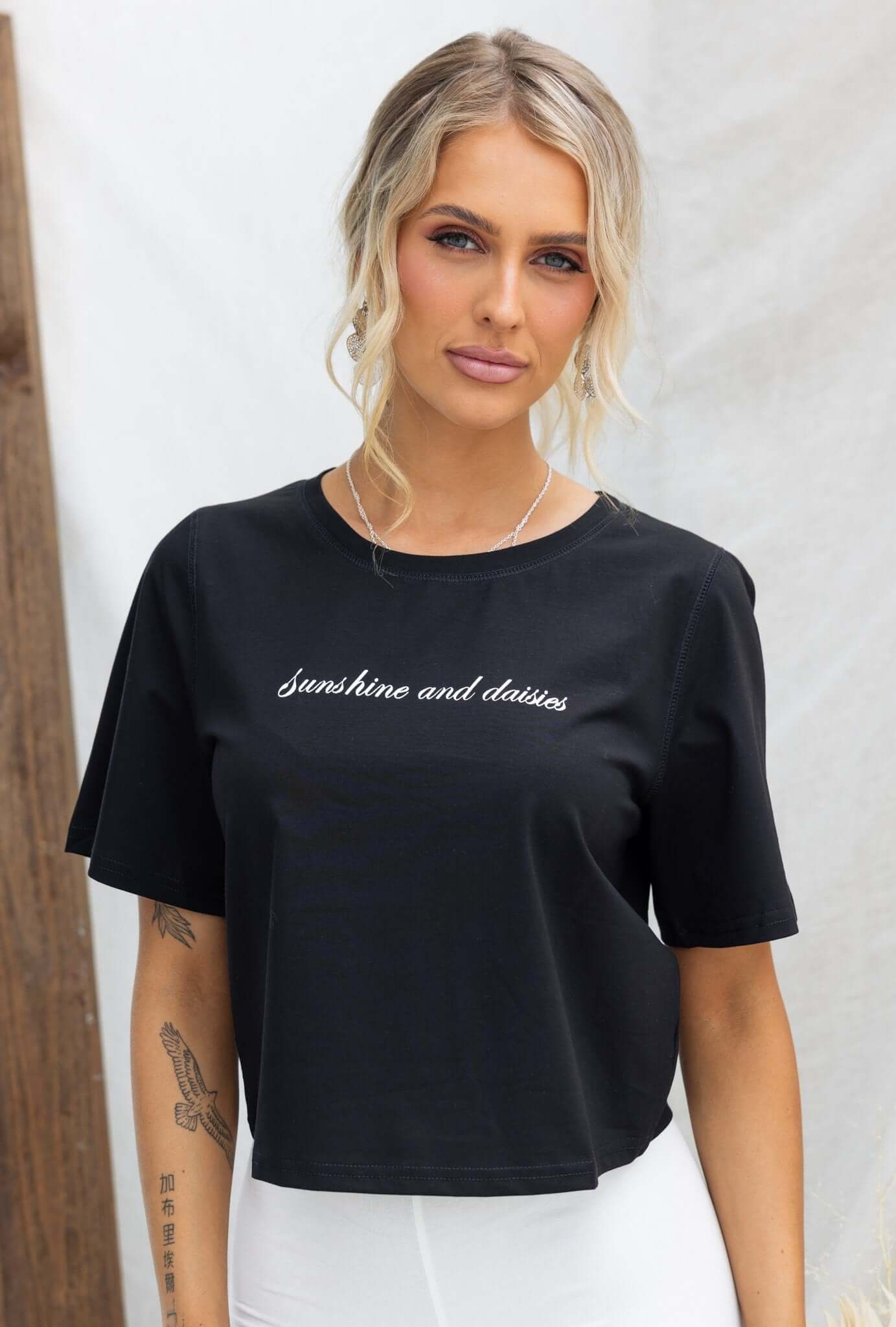 Daisy Tee