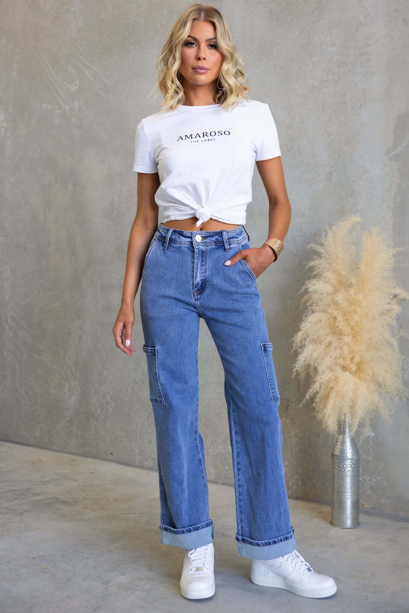 Faded Jeans - Image 2