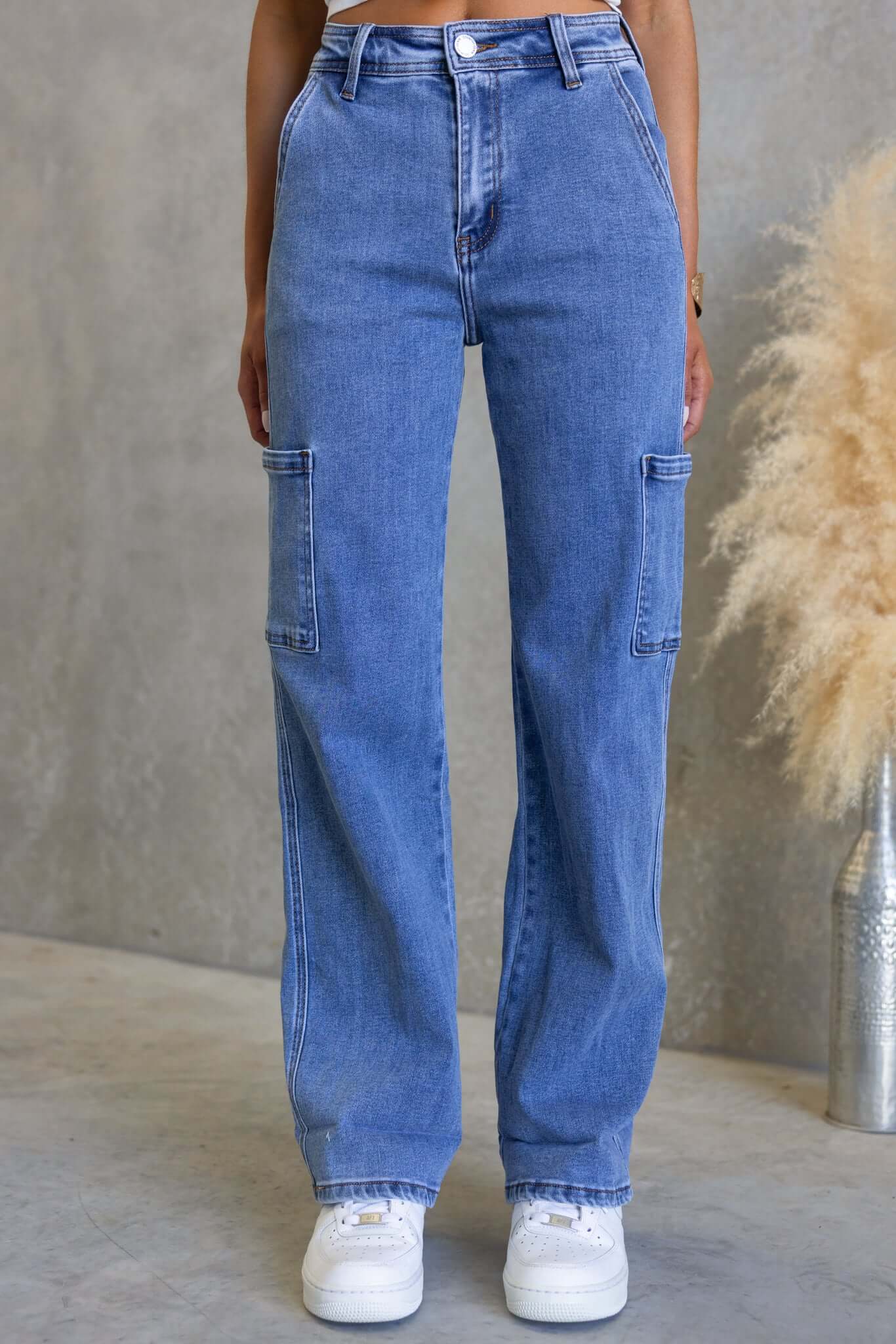 Faded Jeans - Image 3