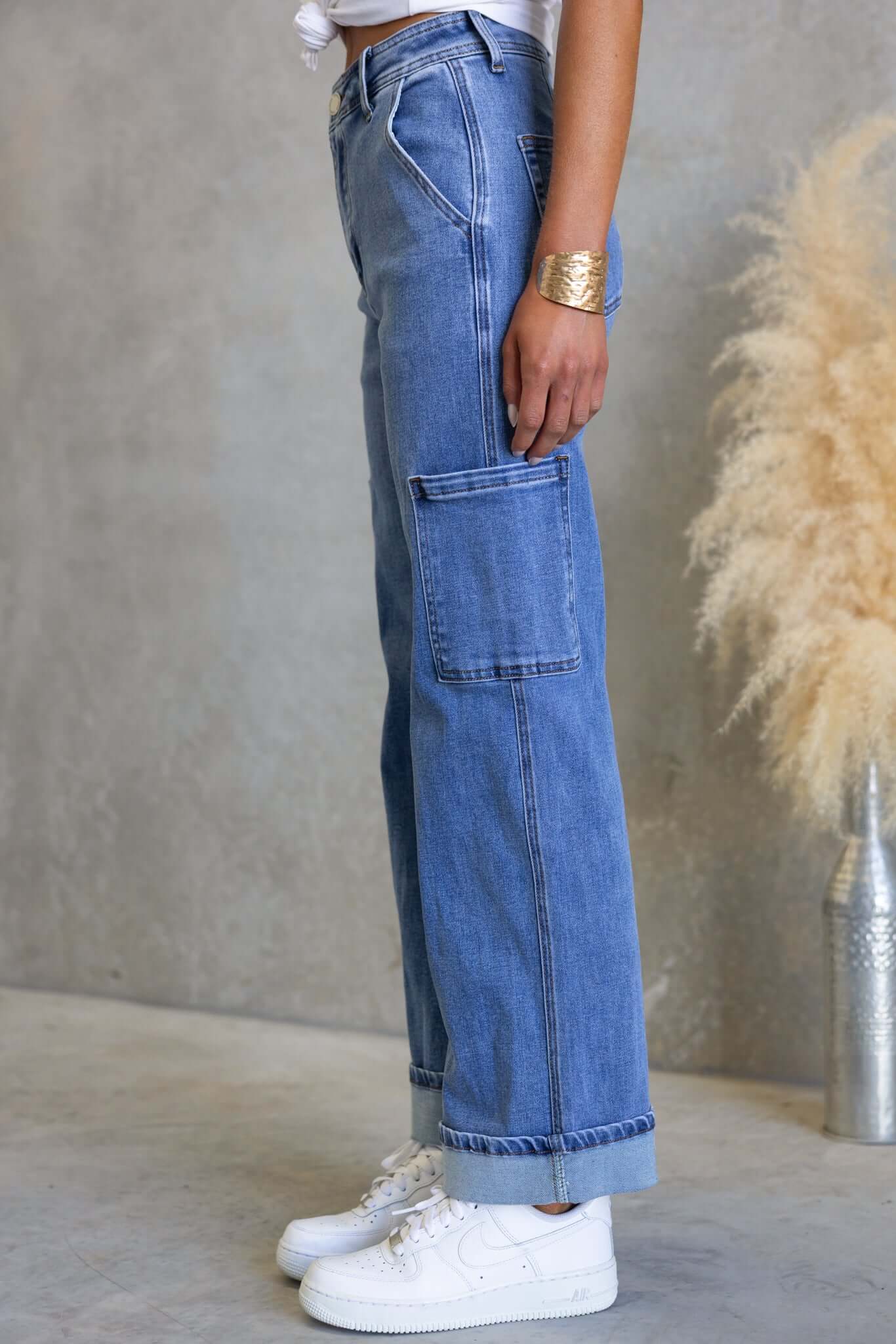 Faded Jeans - Image 6