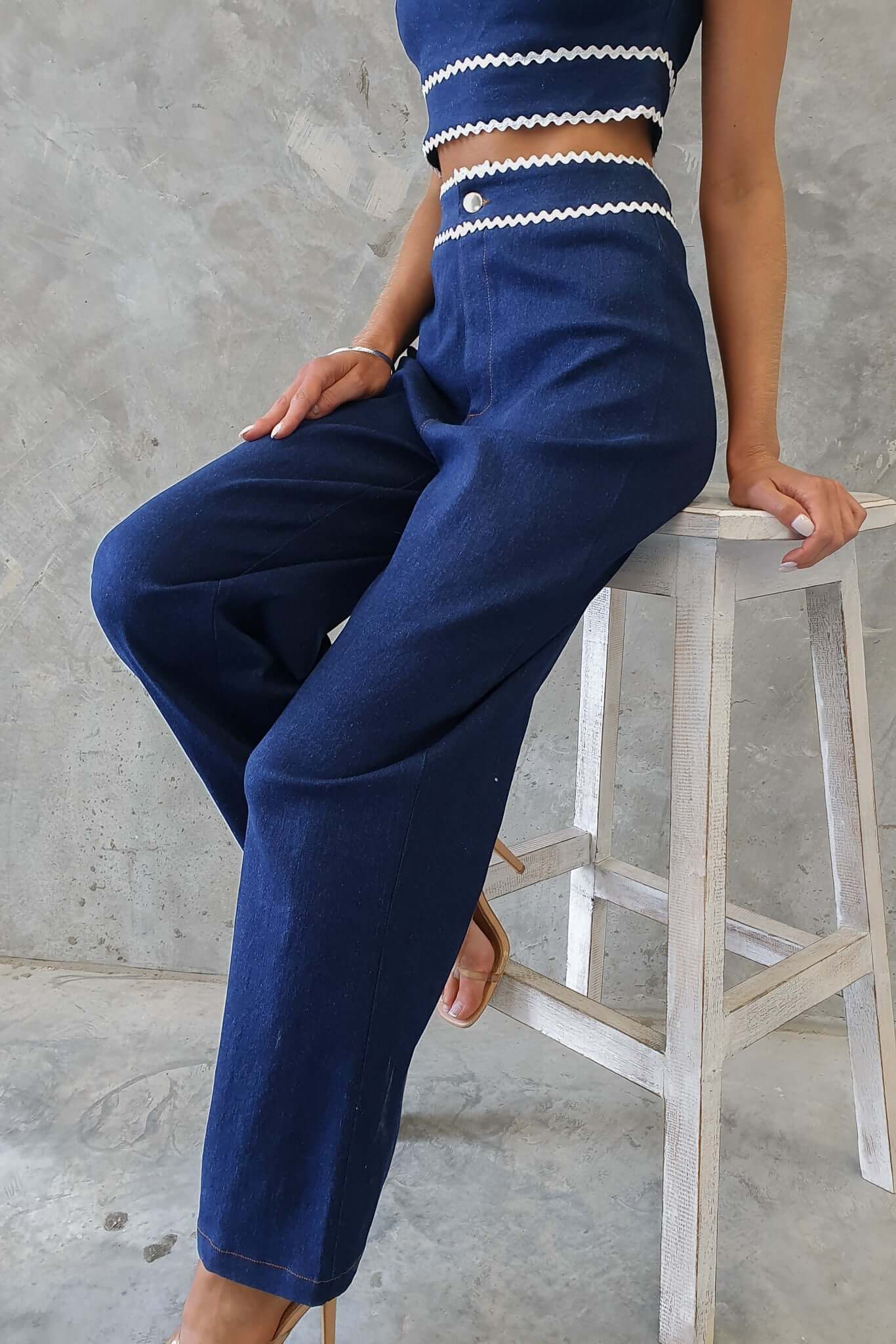 Favara Jeans - Image 2