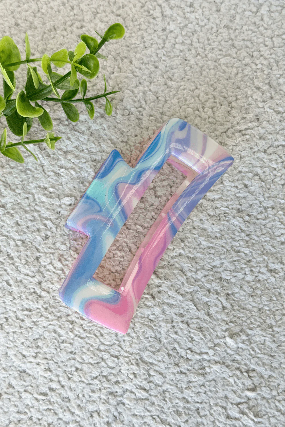 Flossy Claw Clip