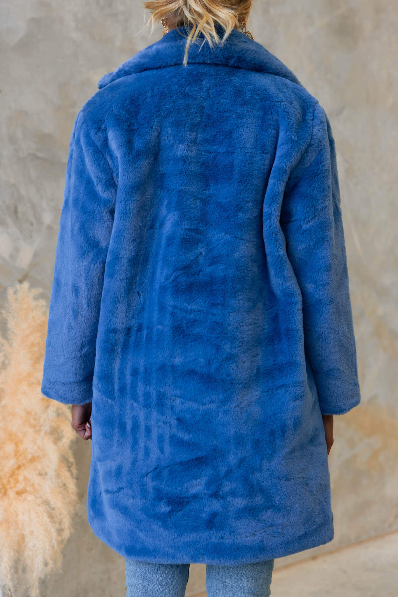 Frosted Coat - Image 5