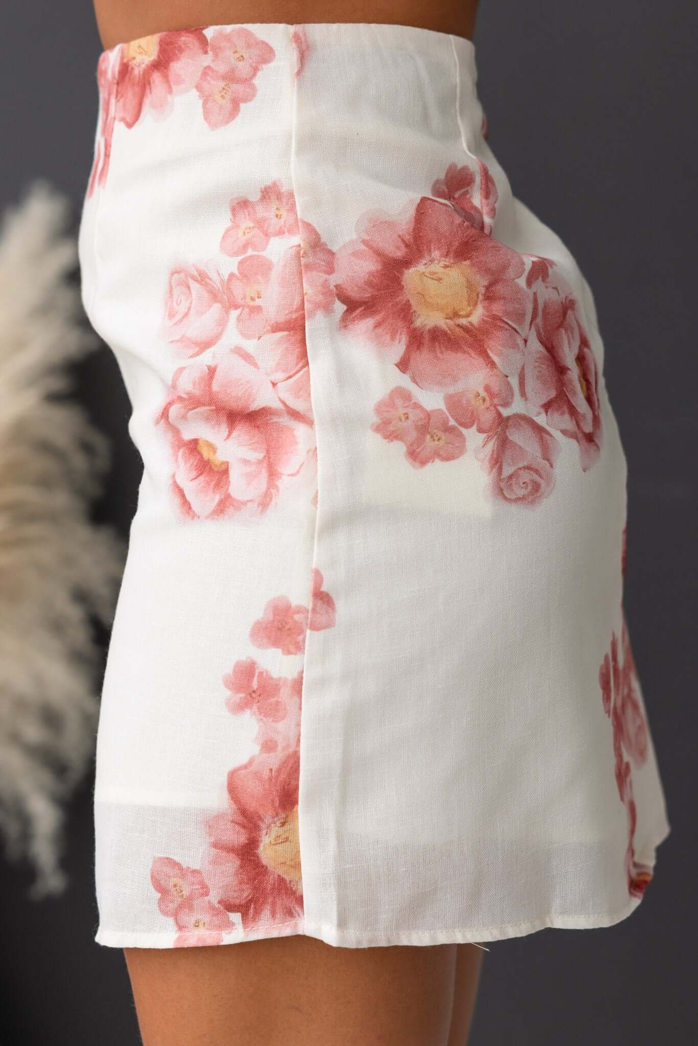 Globe Skirt - Image 6