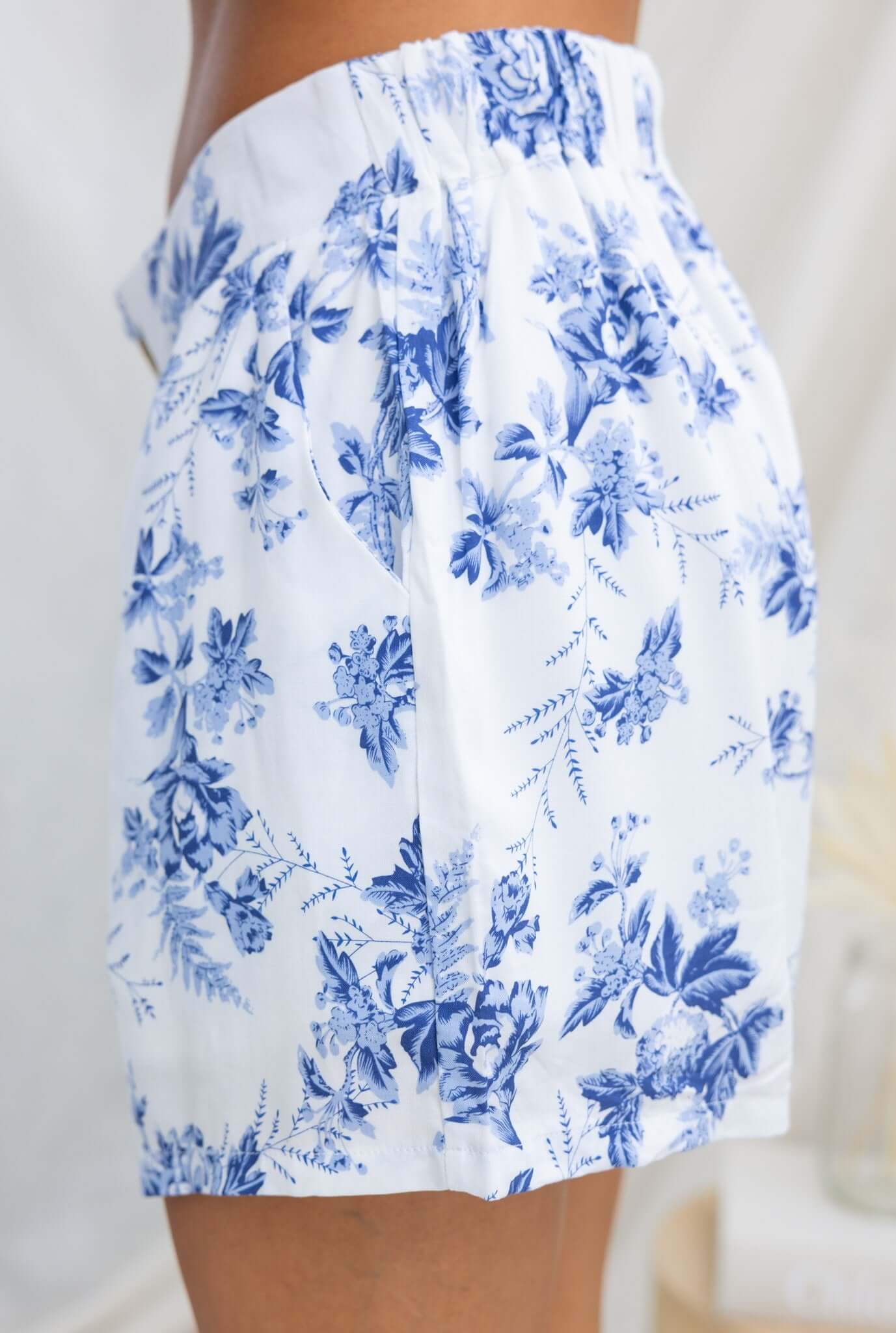 Hadid Shorts - Image 6