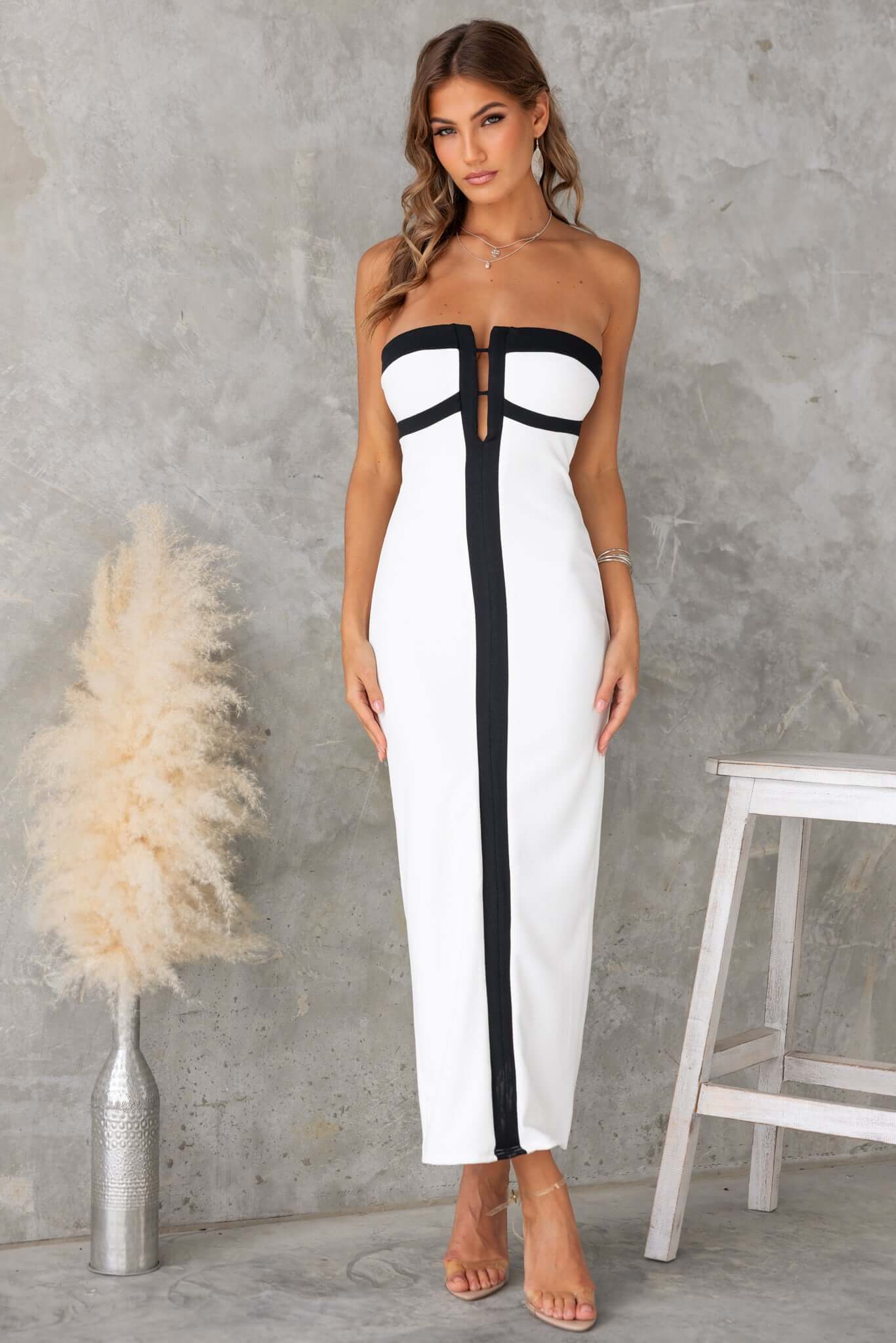 Laire Maxi Dress - Image 2