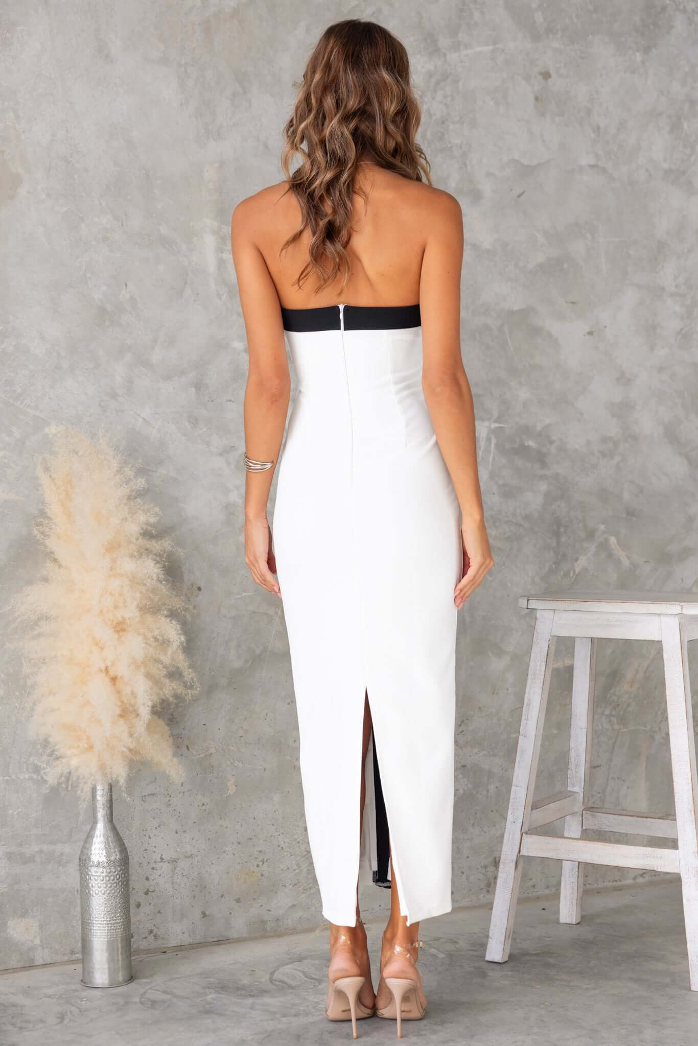 Laire Maxi Dress - Image 5