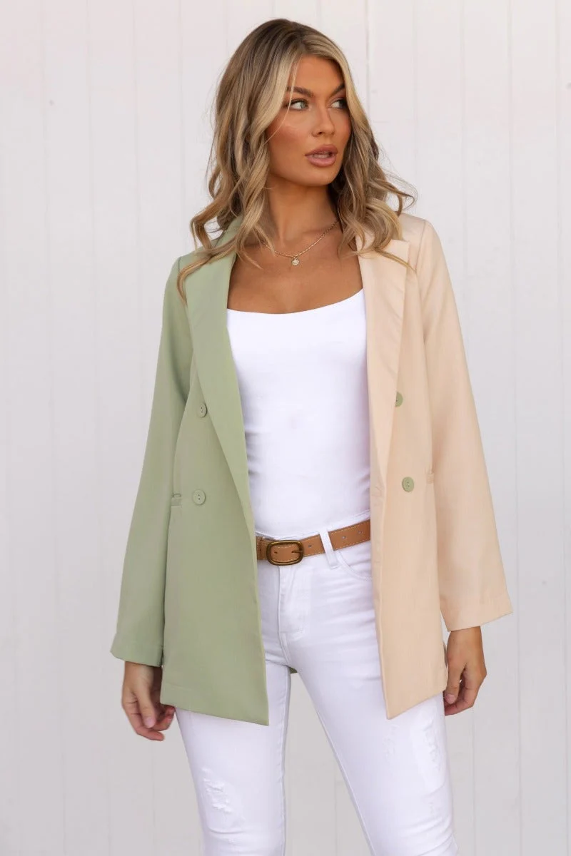Lea Blazer