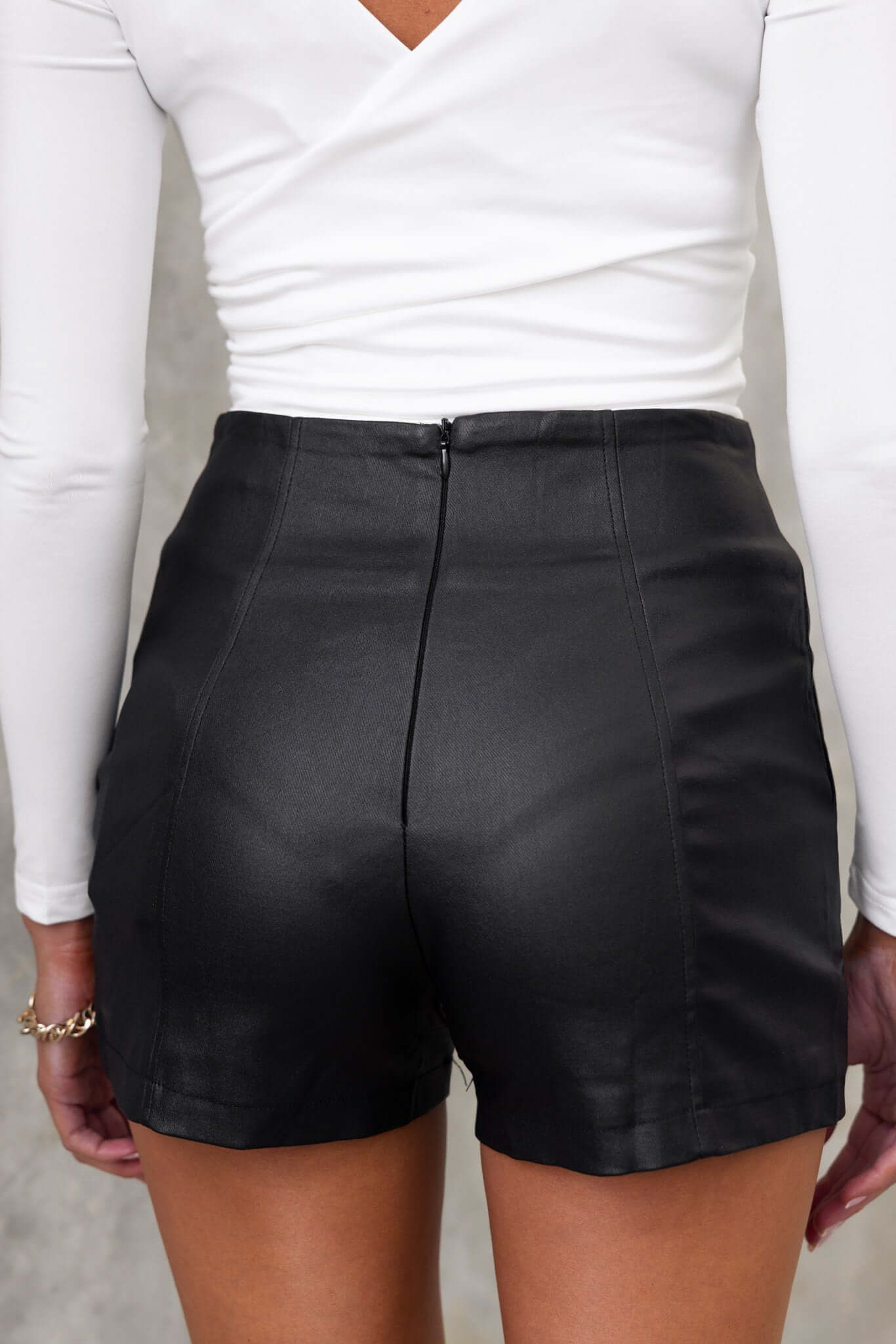 Levin Shorts - Image 7