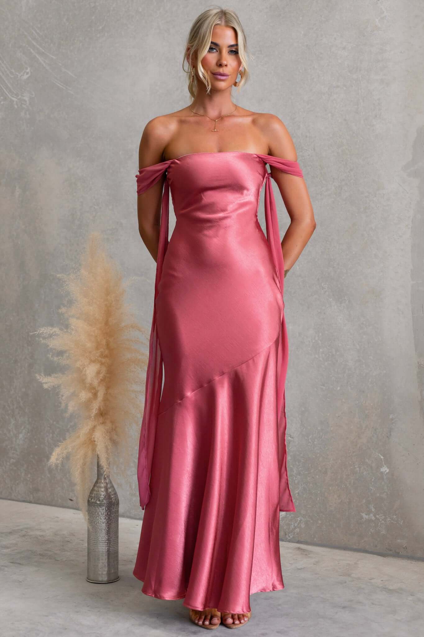 Lyselle Maxi Dress - Image 4