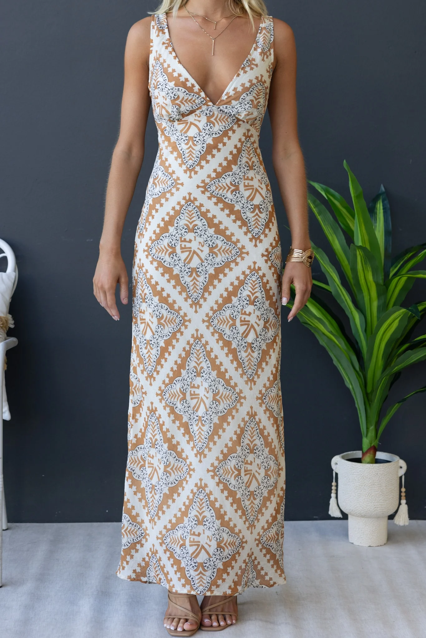 Mirabella Maxi Dress - Image 3