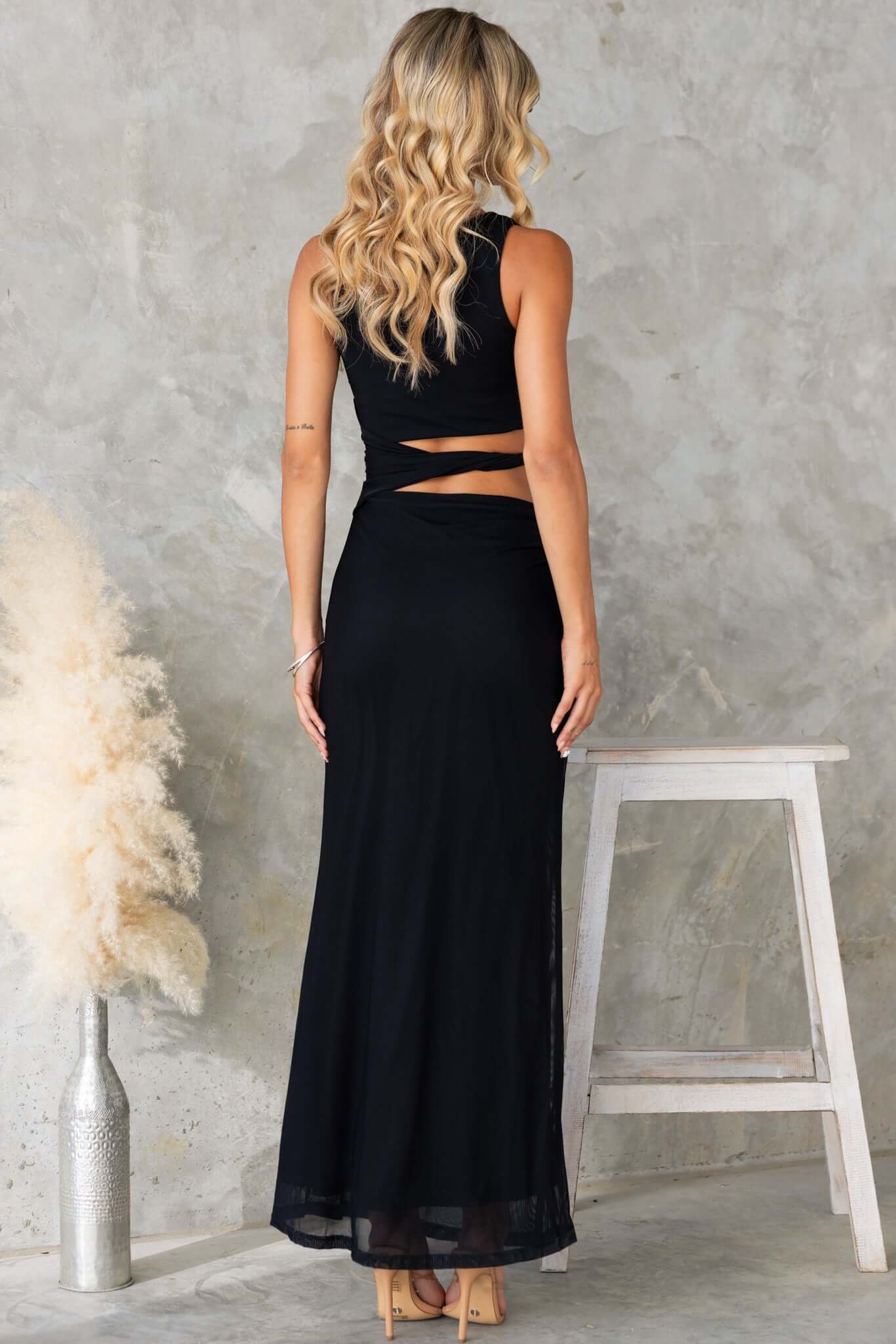 Neira Maxi Dress - Image 6
