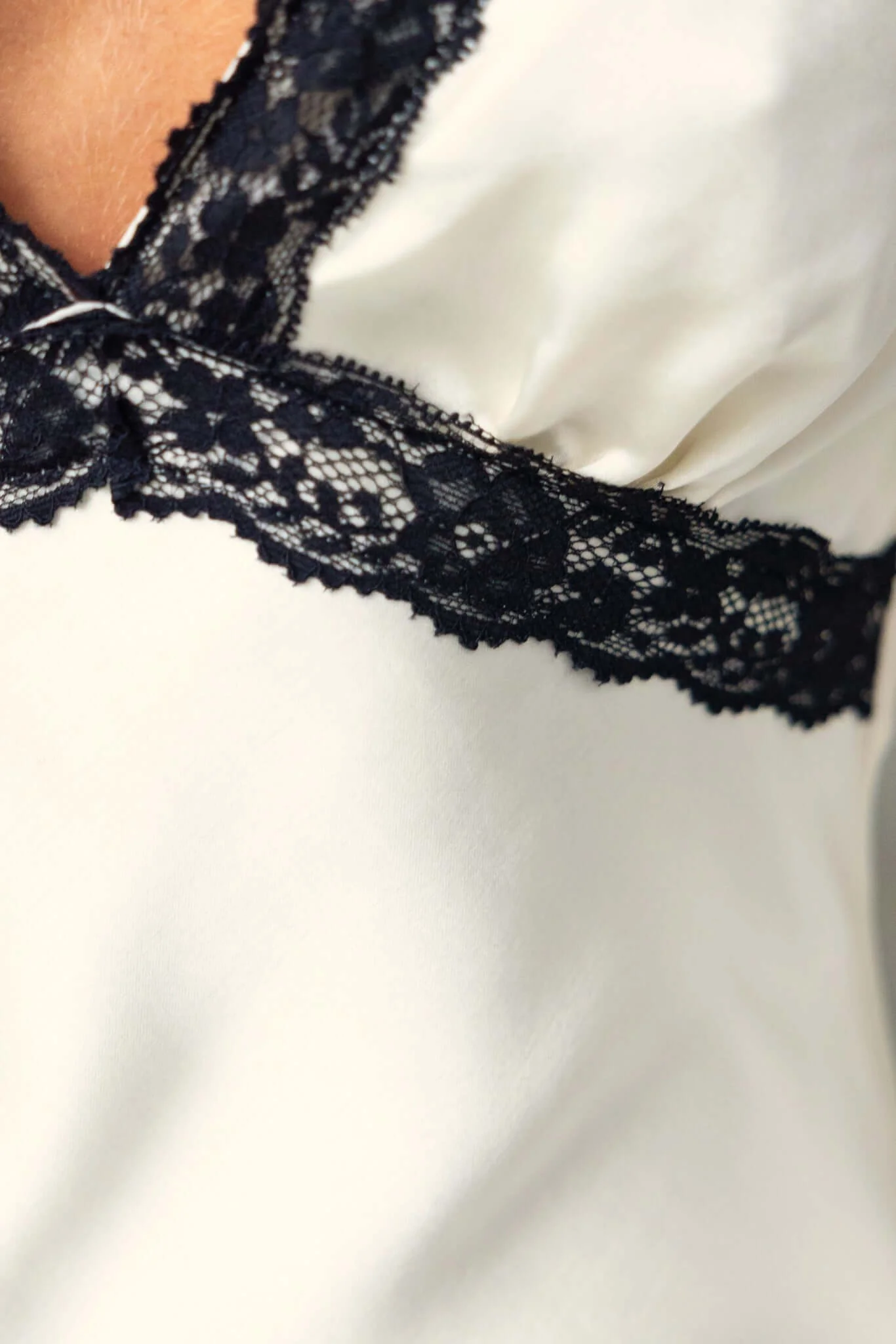 Nicholie Maxi Dress - Image 8