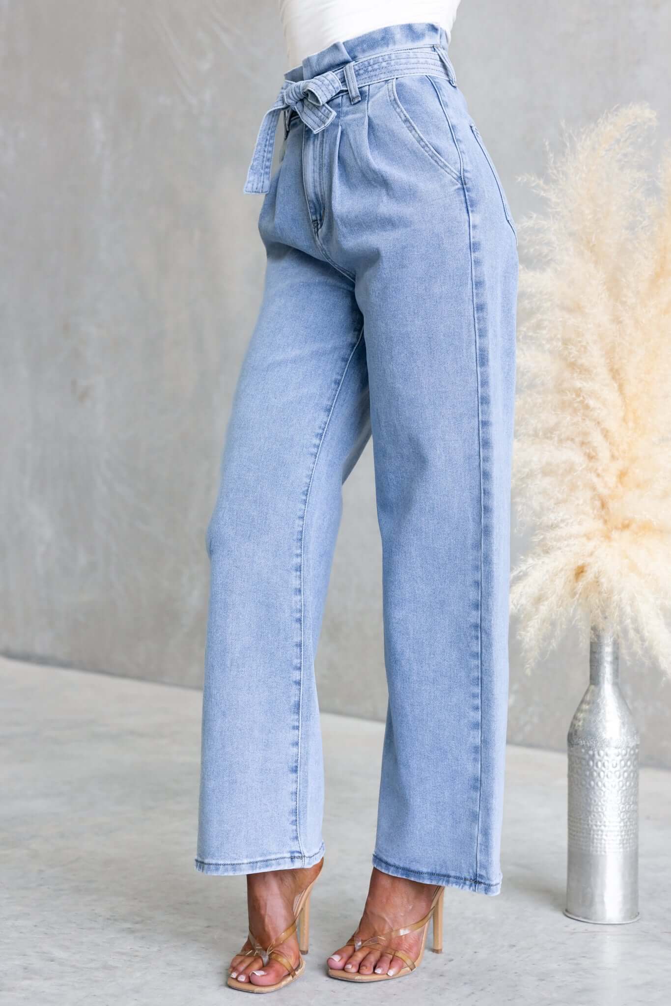 Noeline Paper Bag Jeans - Image 6