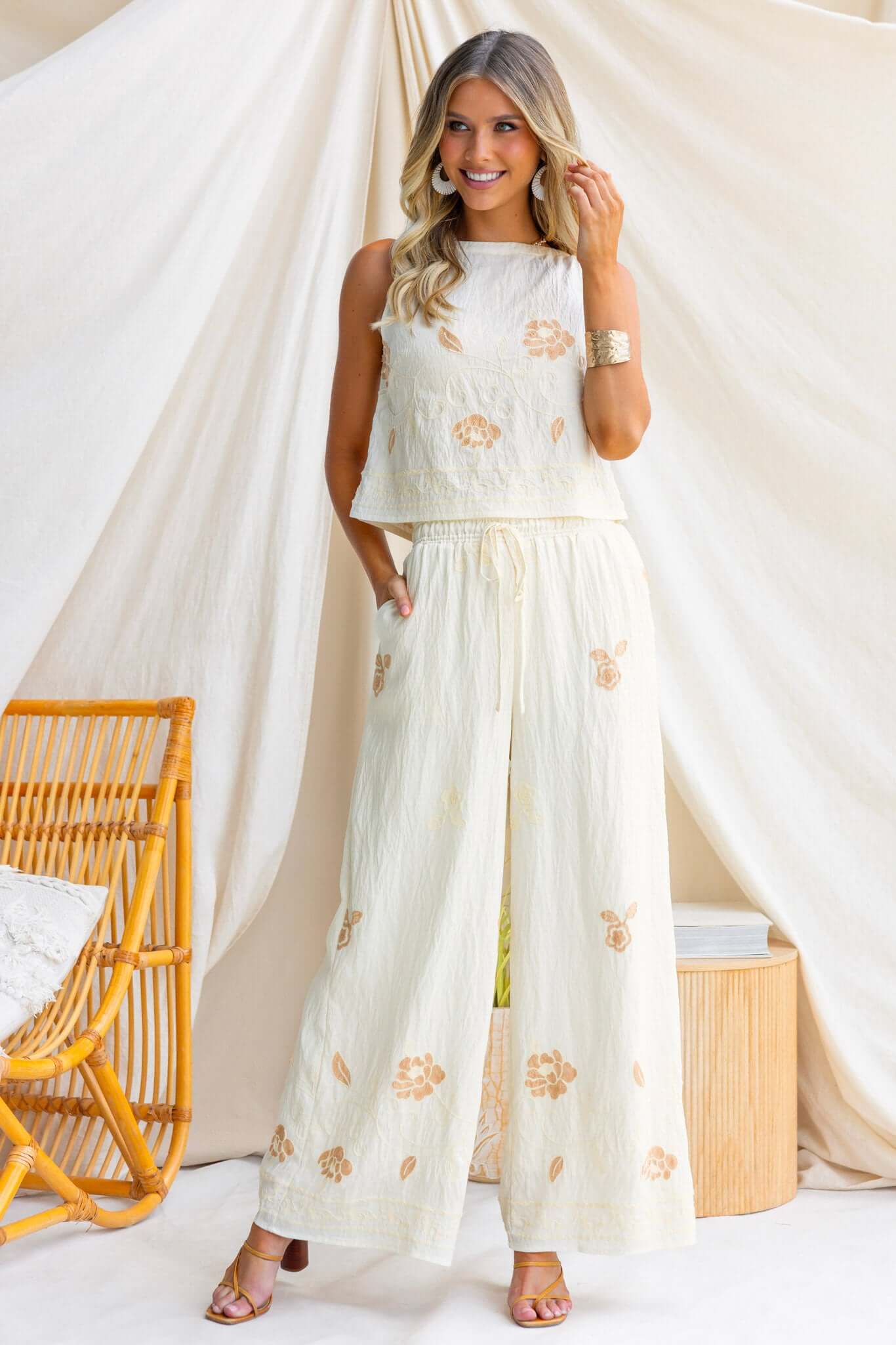 Noir Arcadia Pants - Image 2