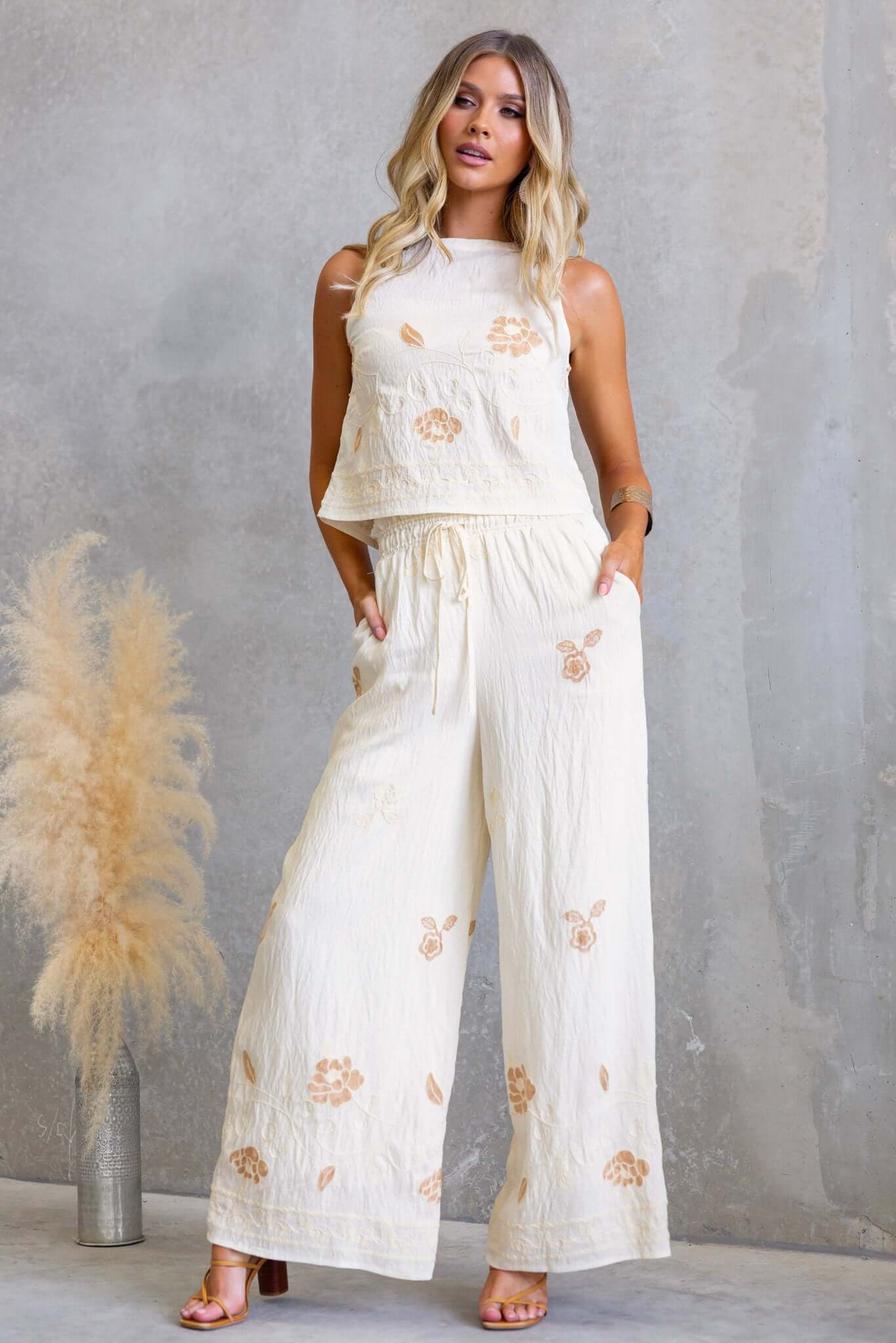 Noir Arcadia Pants - Image 3