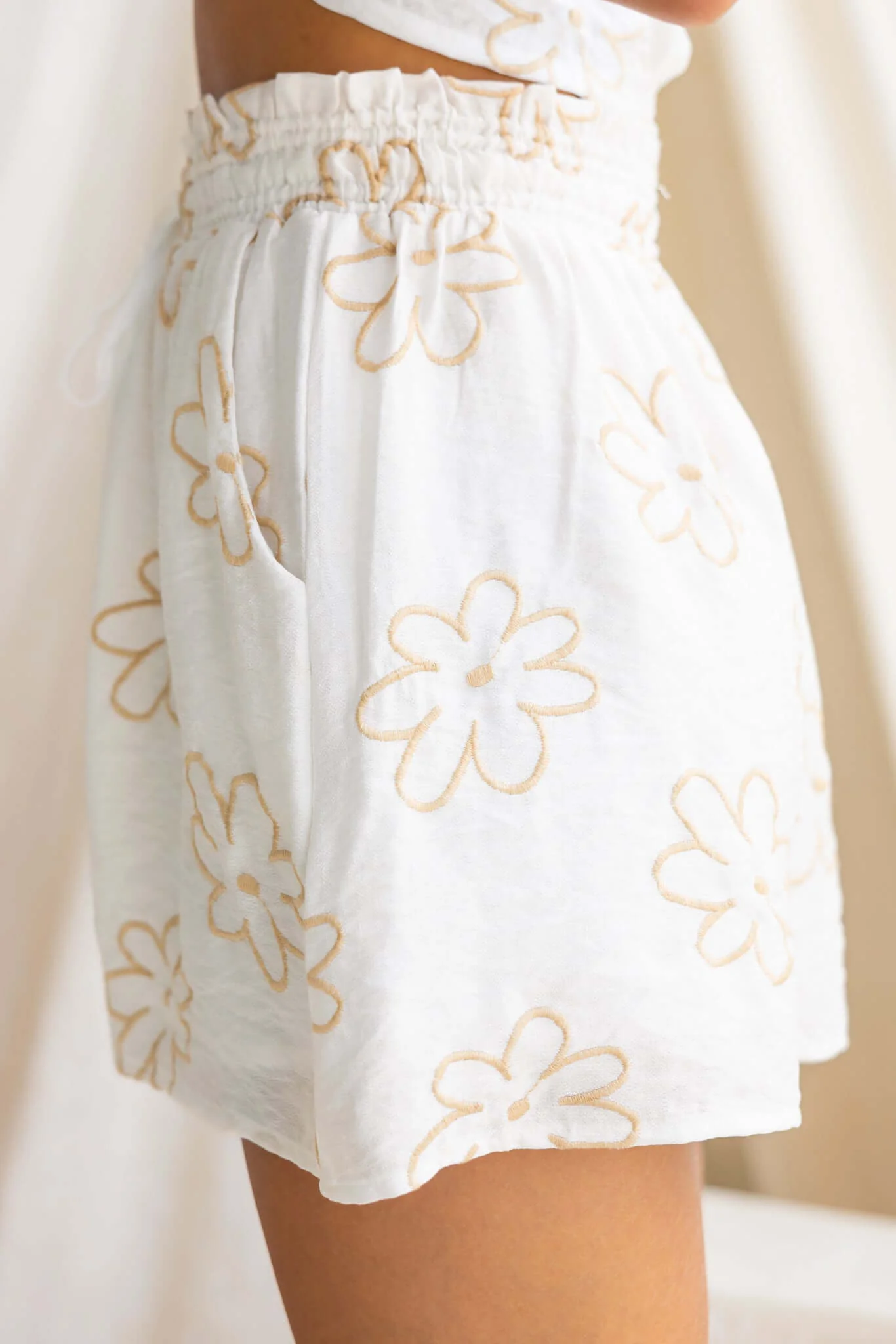 Noir Arcadia Shorts - Image 7