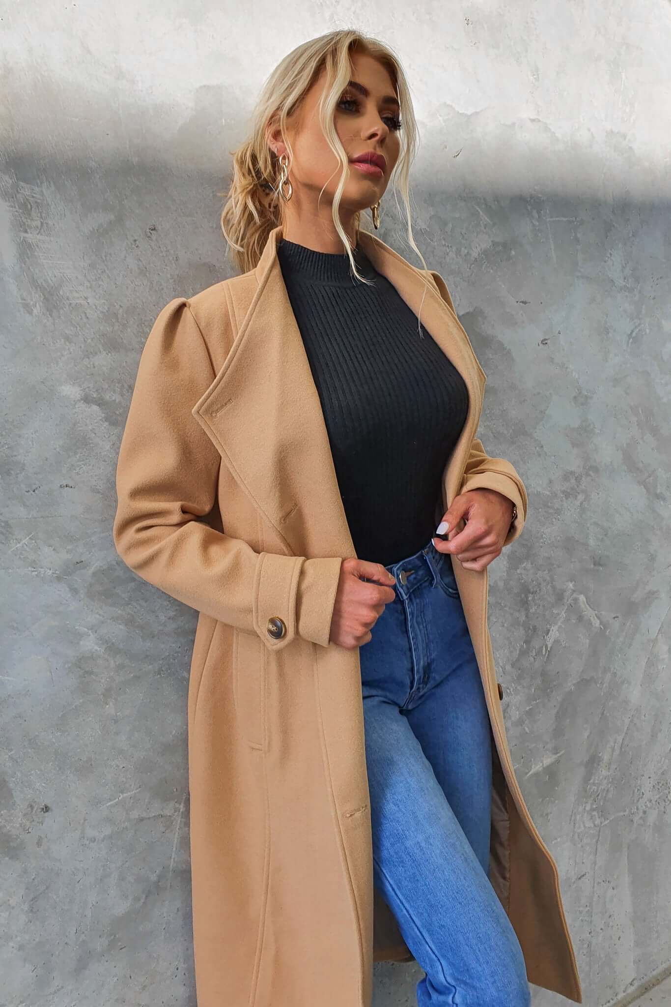 Ortona Coat - Image 2