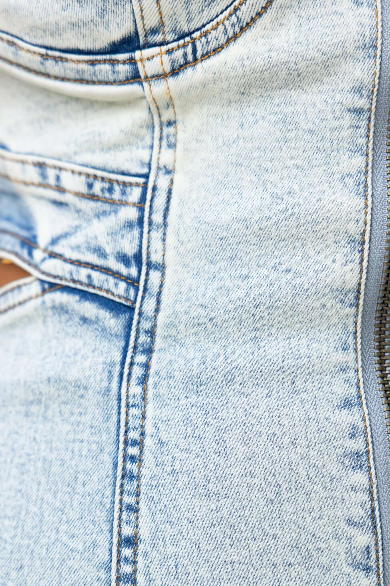 Prim Denim Dress - Image 6