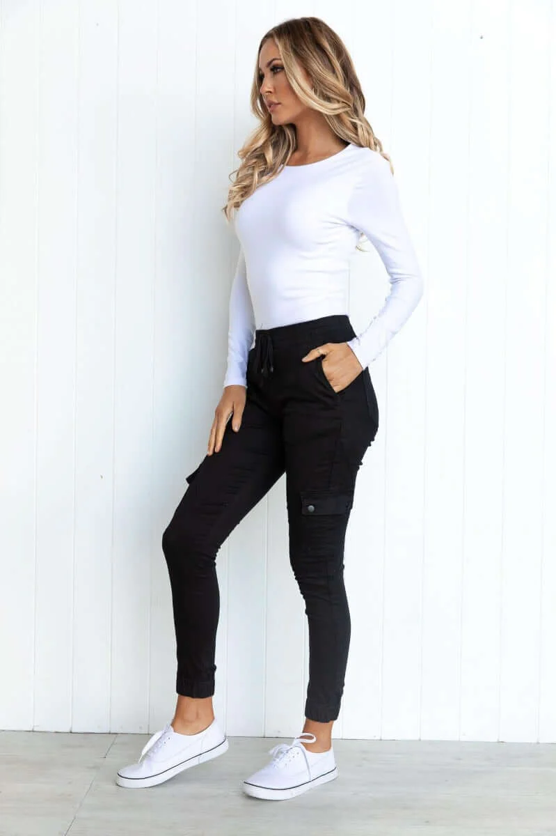 Priyanka Joggers - Image 11