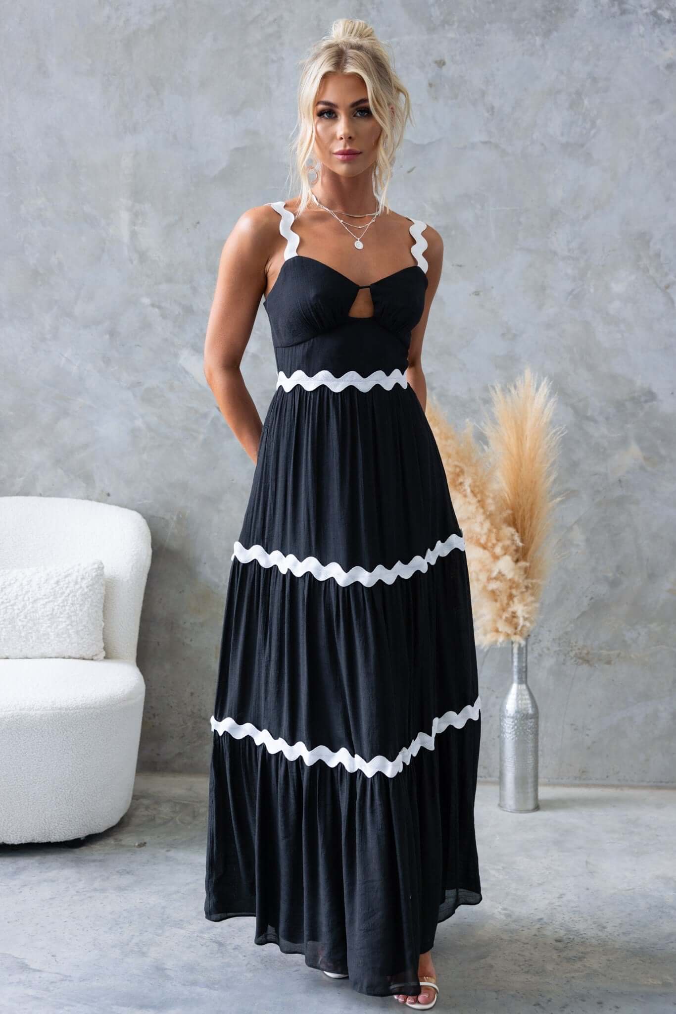Qaia Maxi Dress - Image 3
