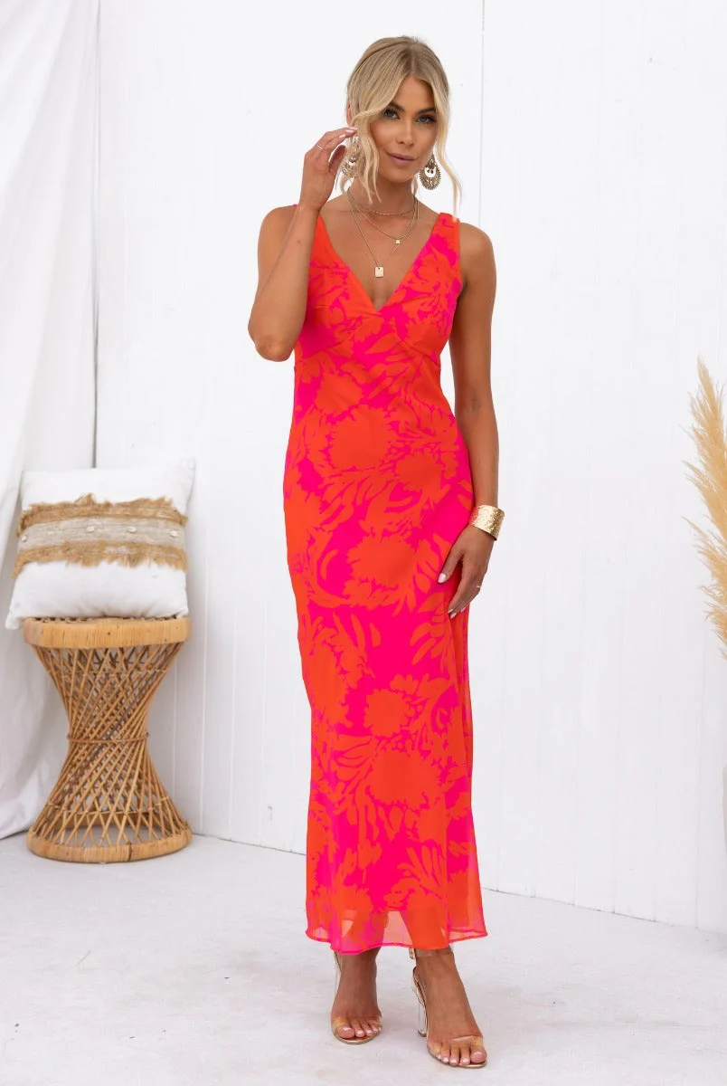 Qalix Maxi Dress