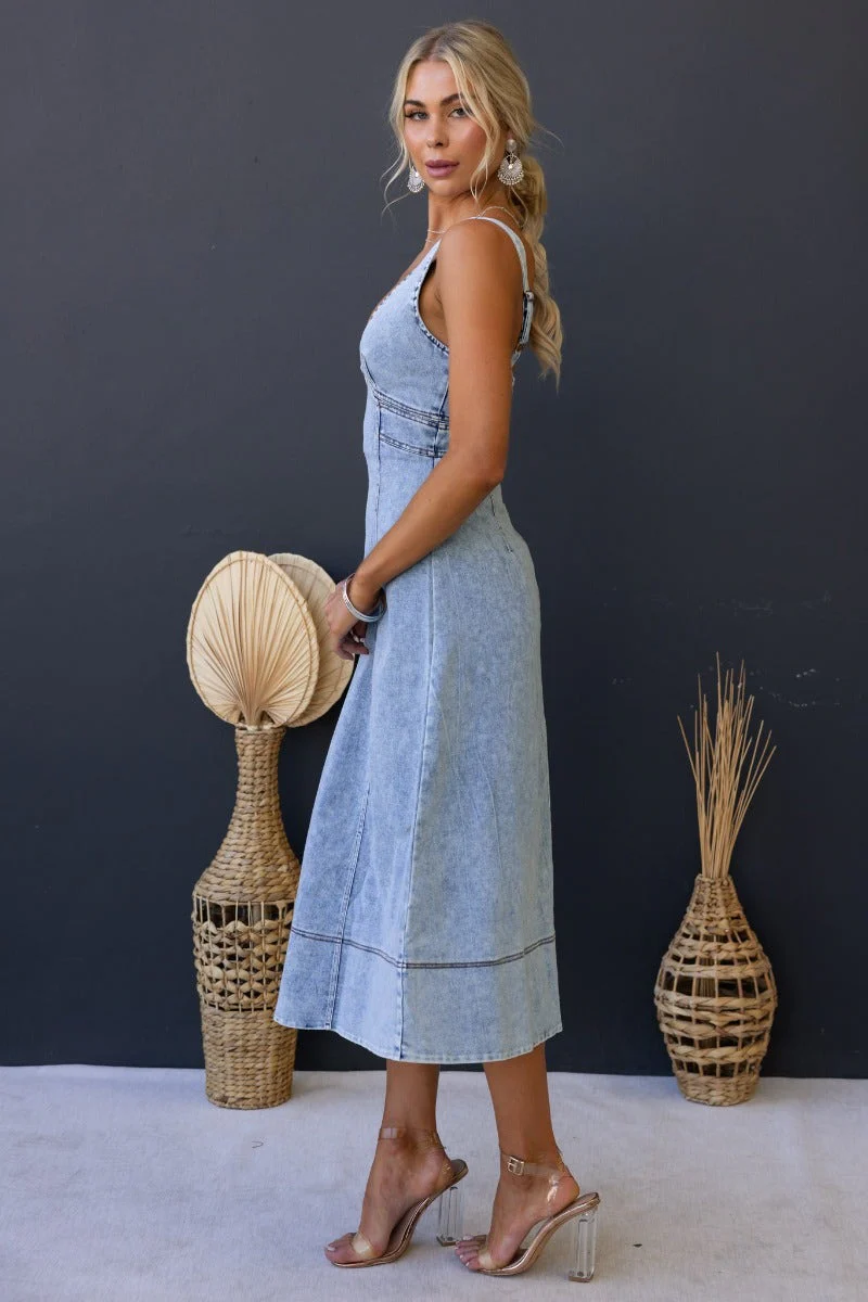 Qlarie Denim Midi Dress - Image 5