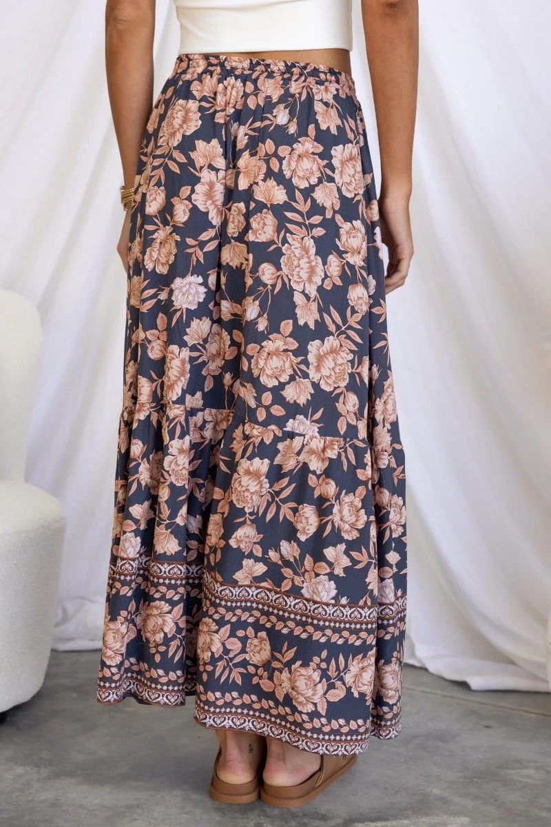 Qorri Maxi Skirt - Image 5