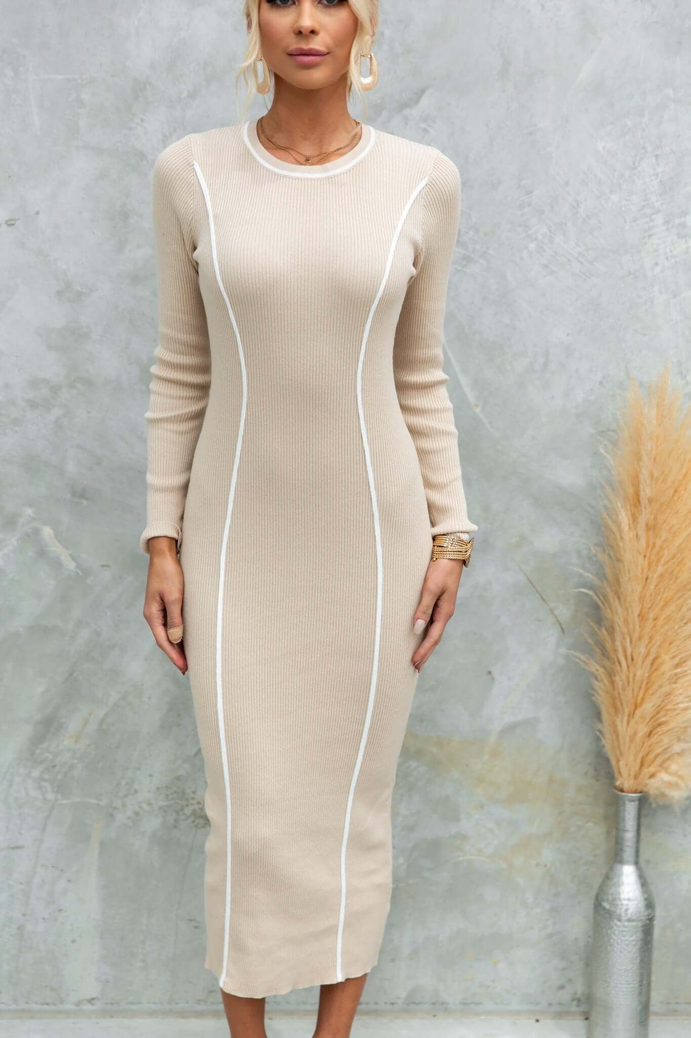 Saculla Midi Dress - Image 6