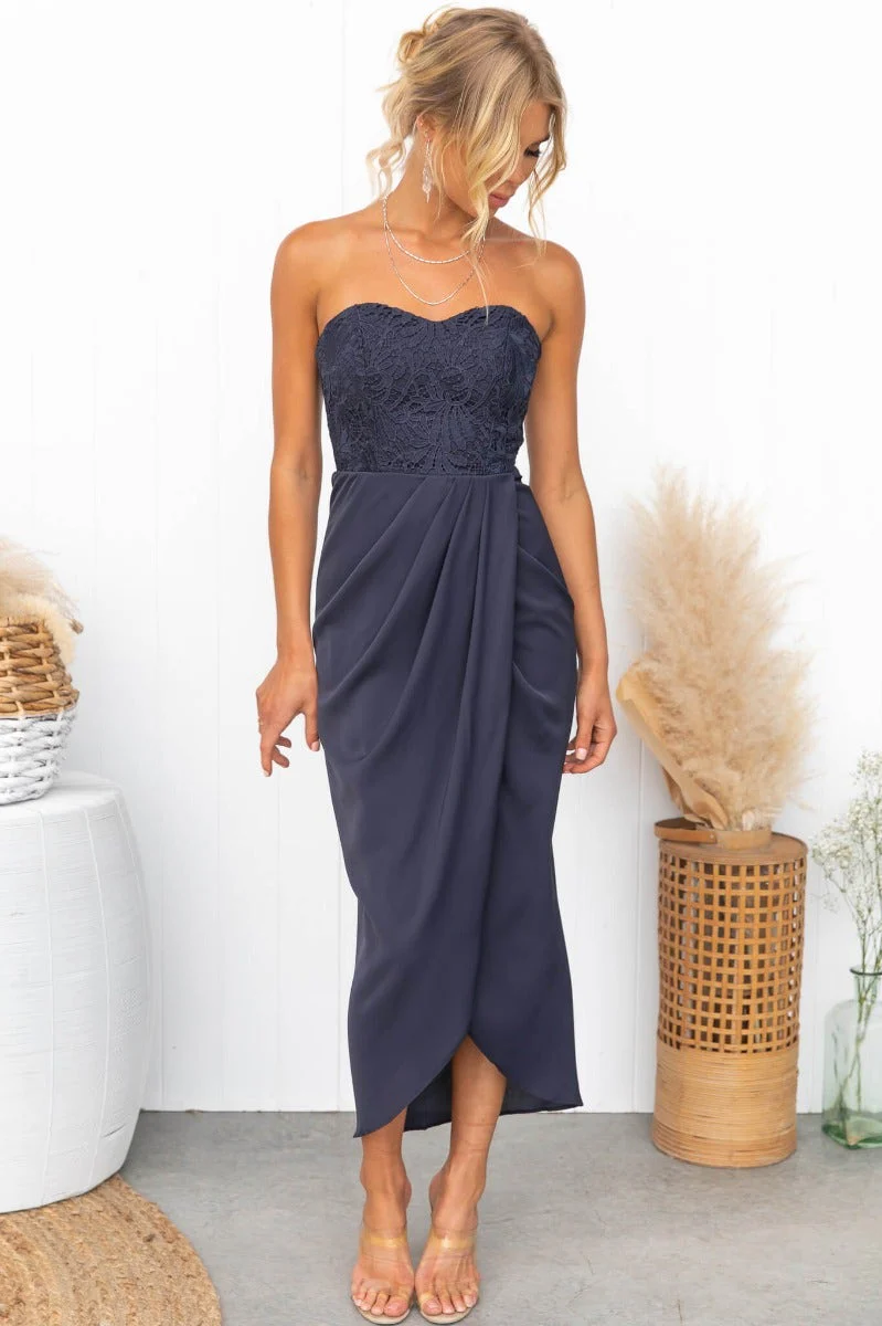 Sleek Night Midi Dress - Image 6