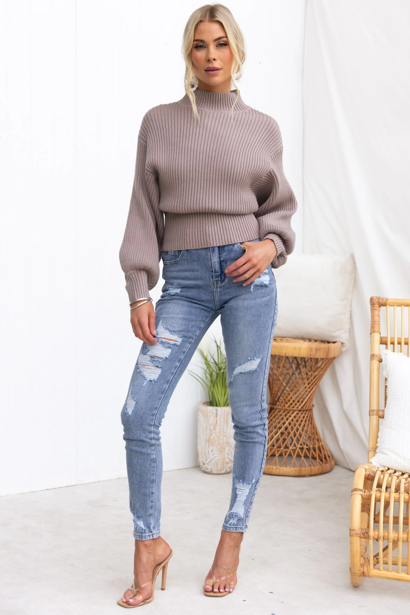Sola Jumper - Image 2