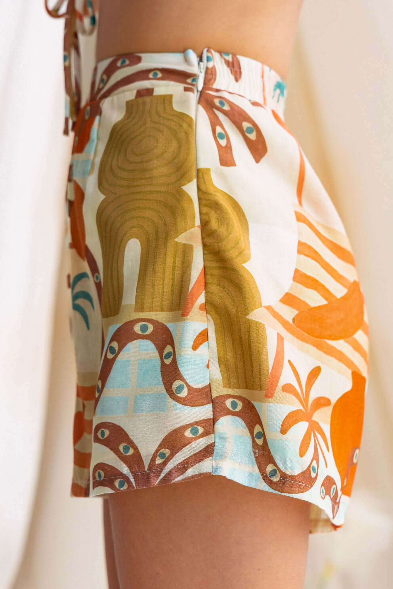 Solenne Shorts - Image 5