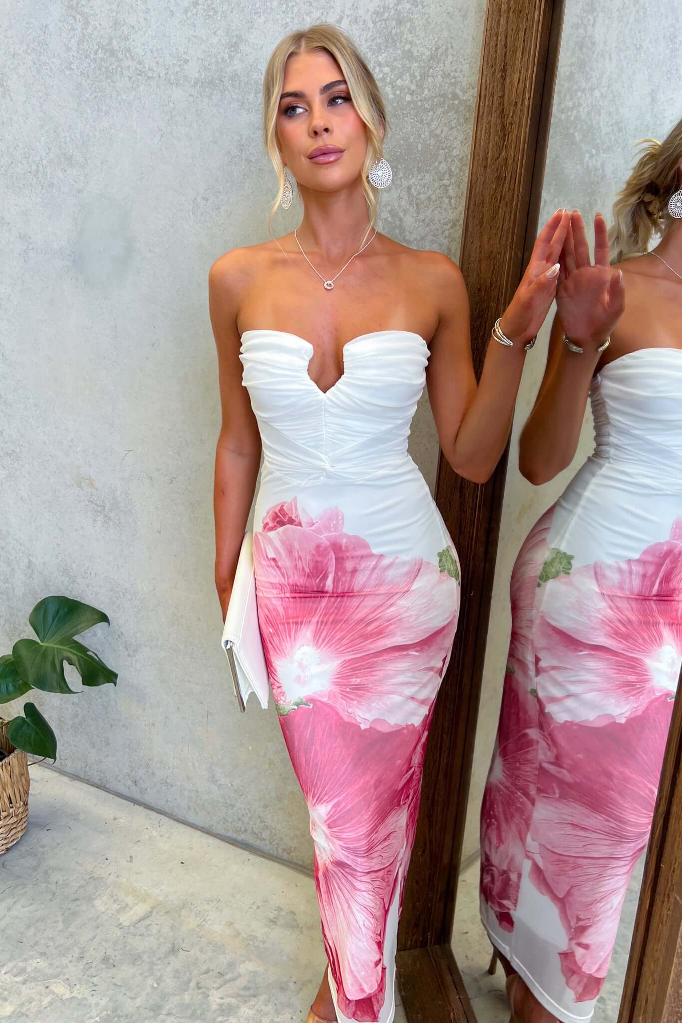 Taija Maxi Dress - Image 2