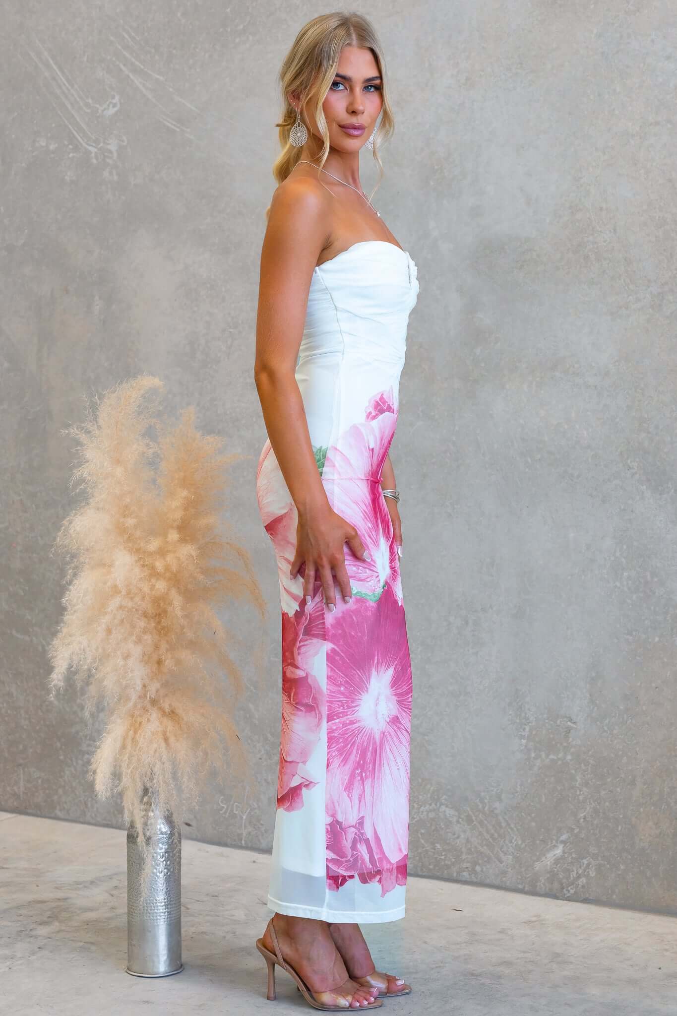 Taija Maxi Dress - Image 5