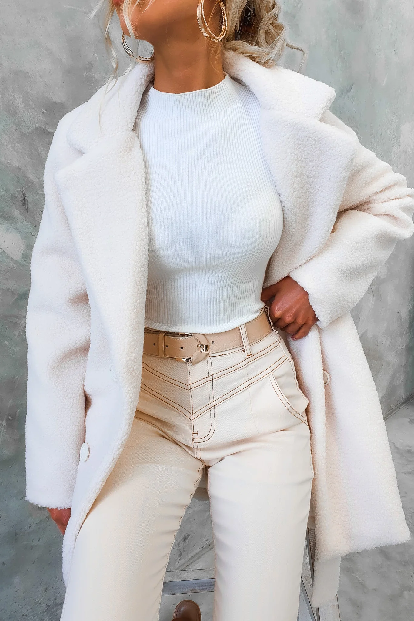 Tawny Coat - Image 2