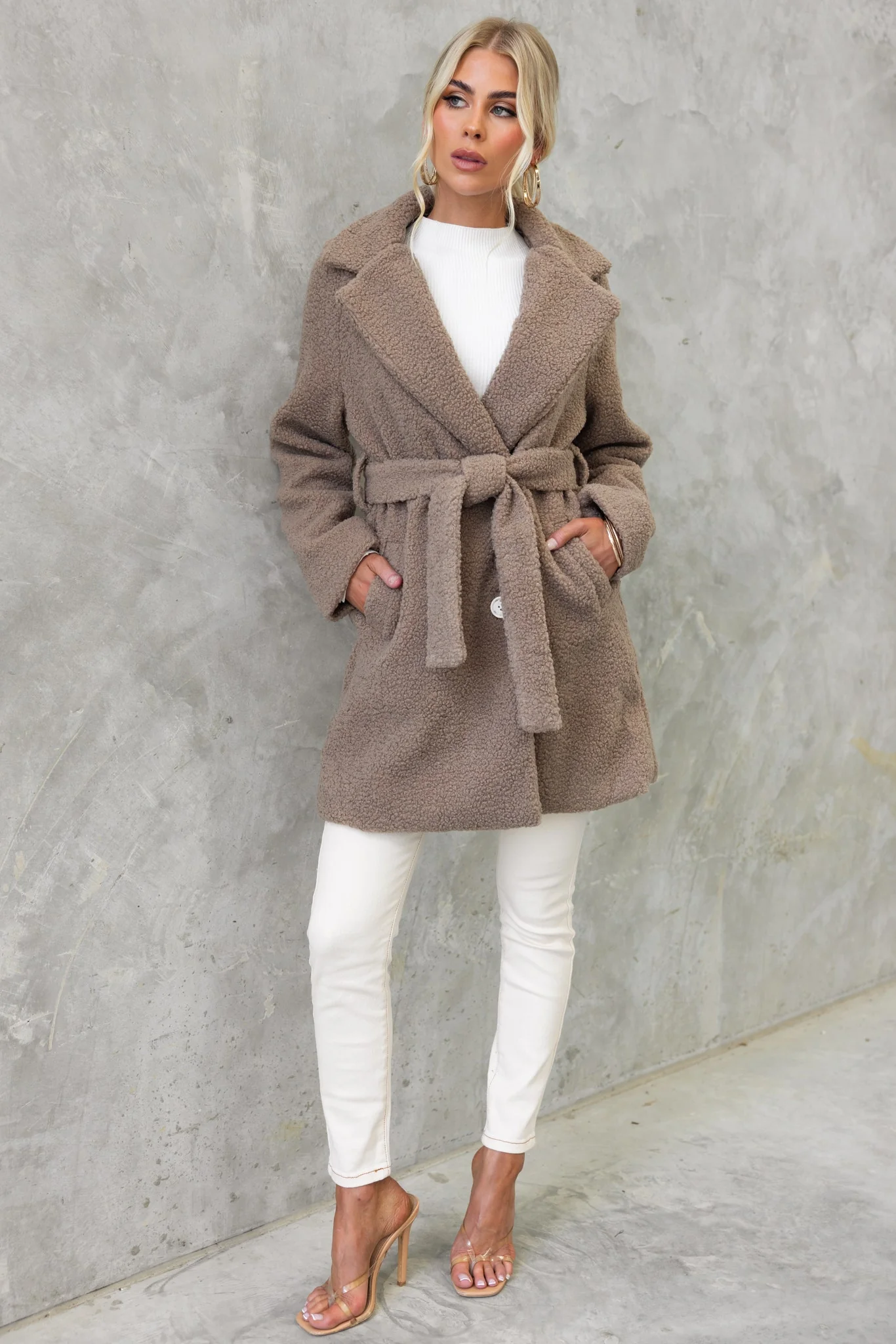Tawny Coat - Image 2