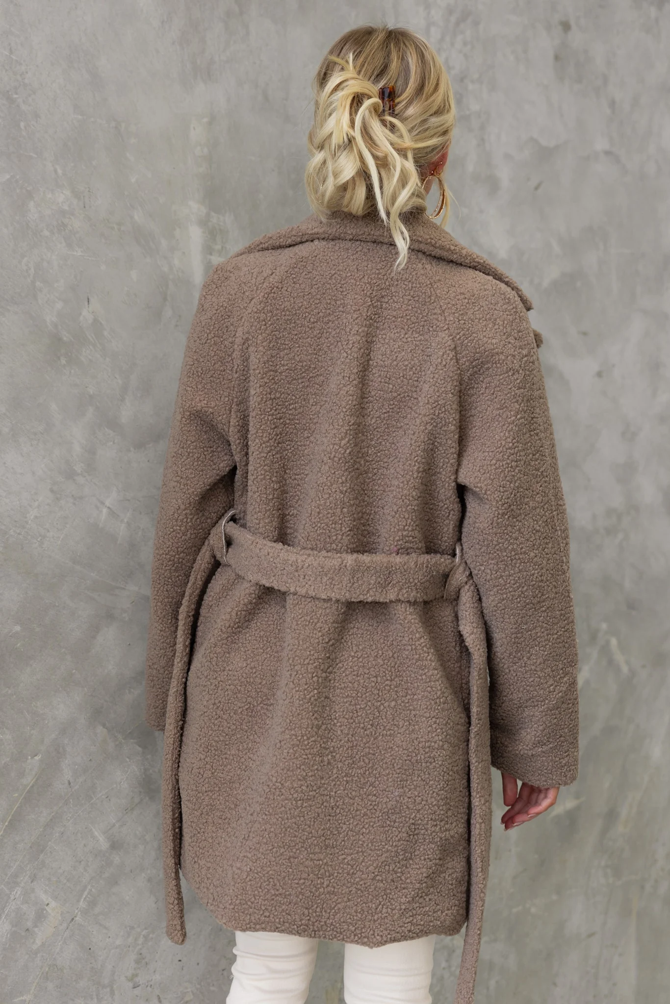 Tawny Coat - Image 7