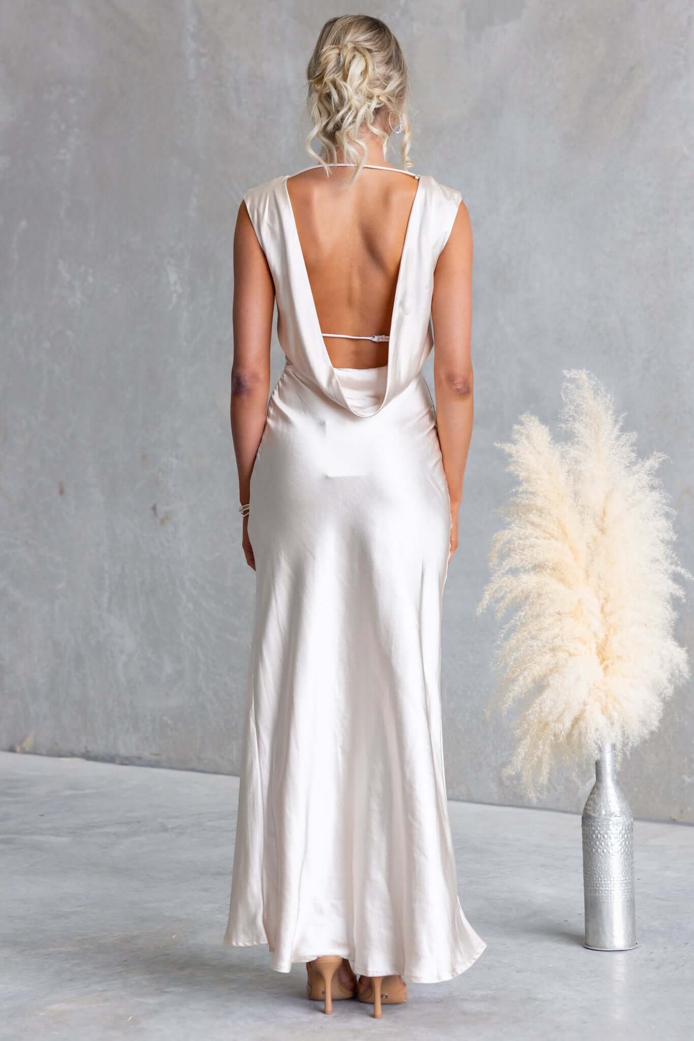 Temmie Maxi Dress - Image 6