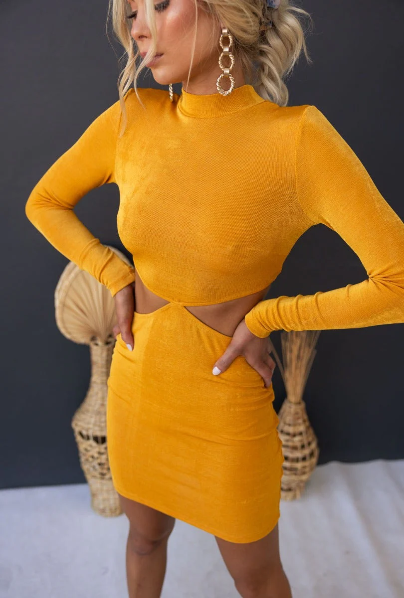 Thrilling Dress - Image 3