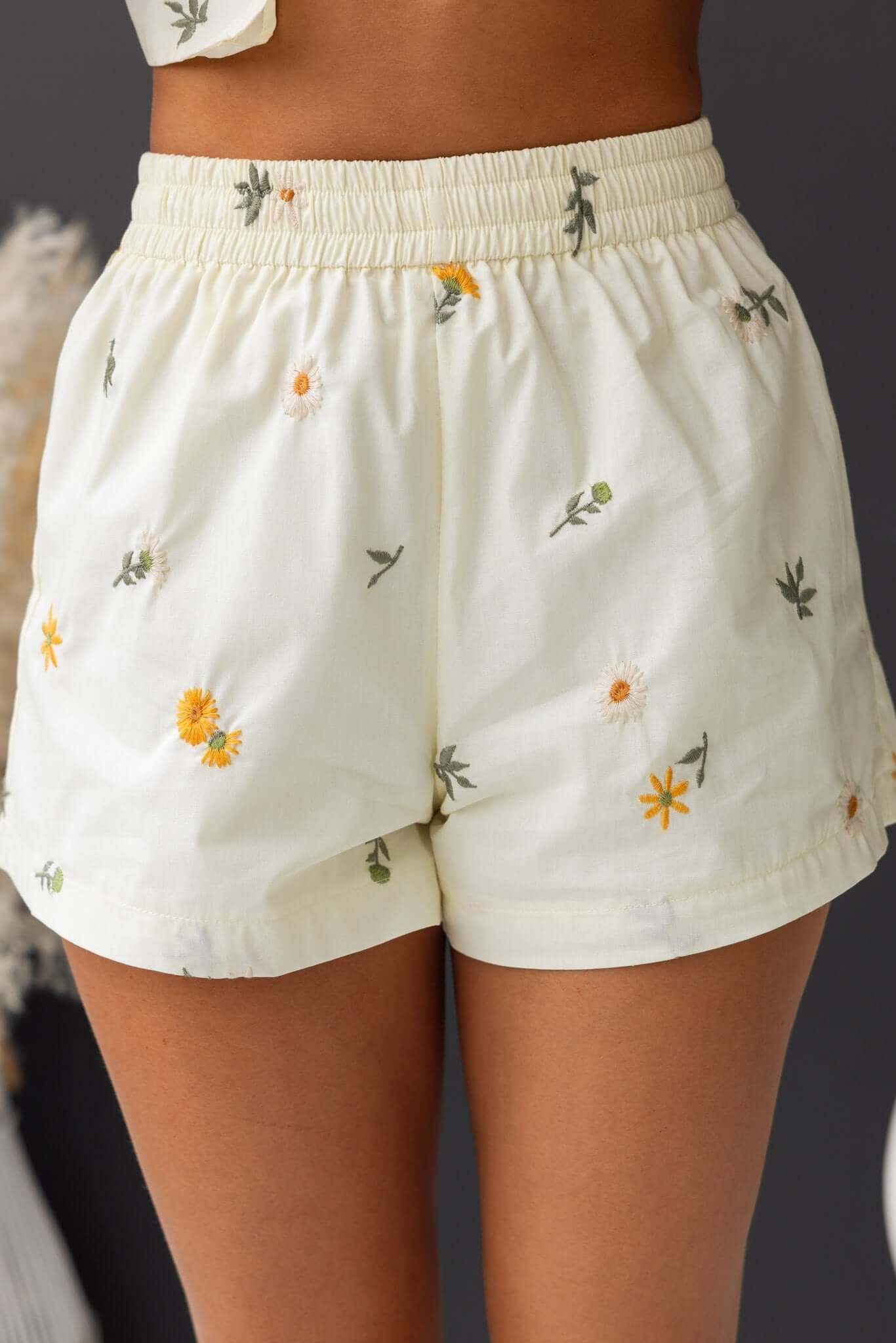 Tori Shorts - Image 4