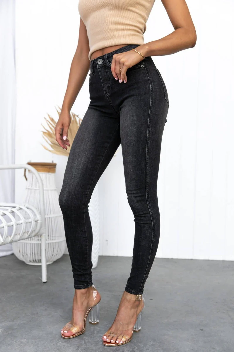 Tune In Jeans - Image 14